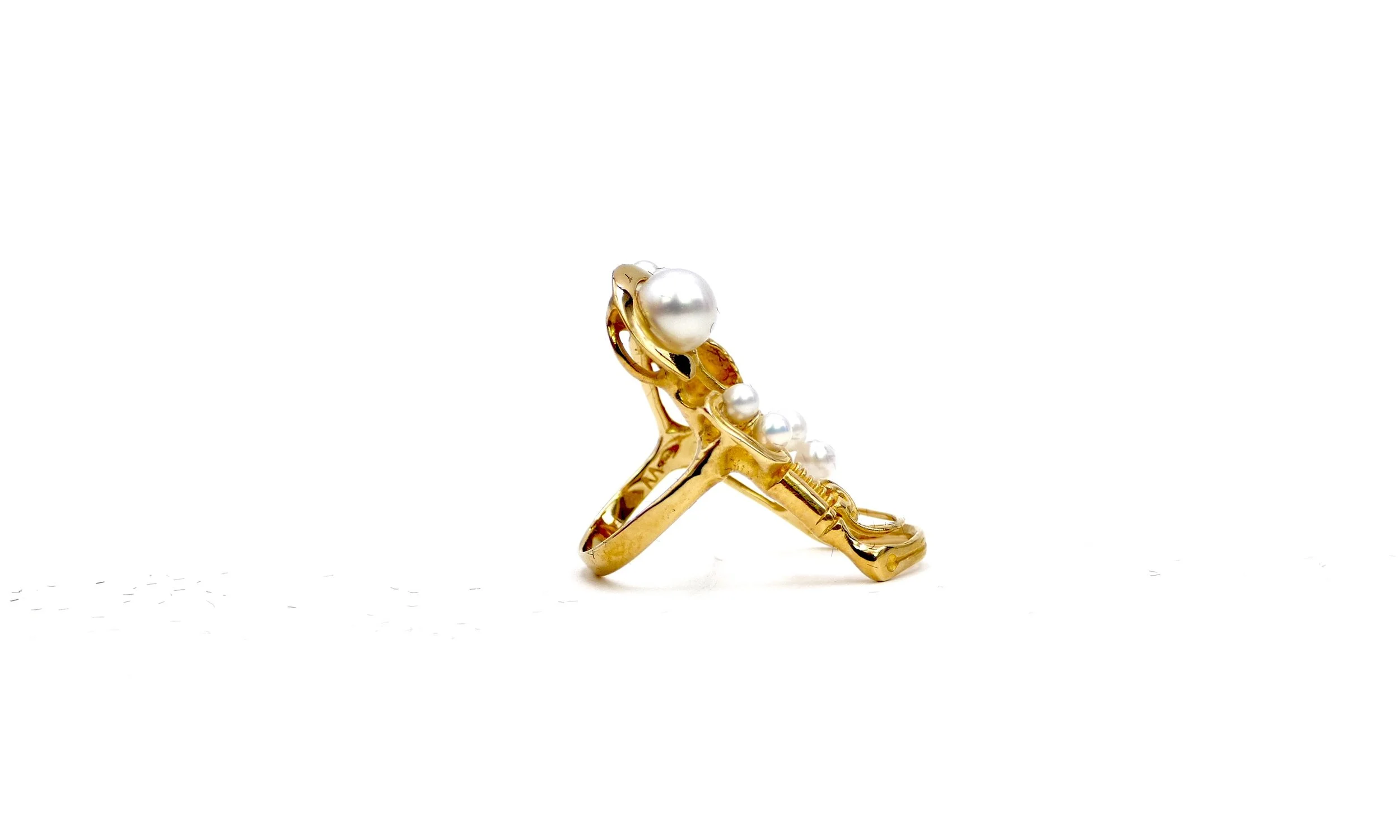 Claude Wesel gold &  pearls ring