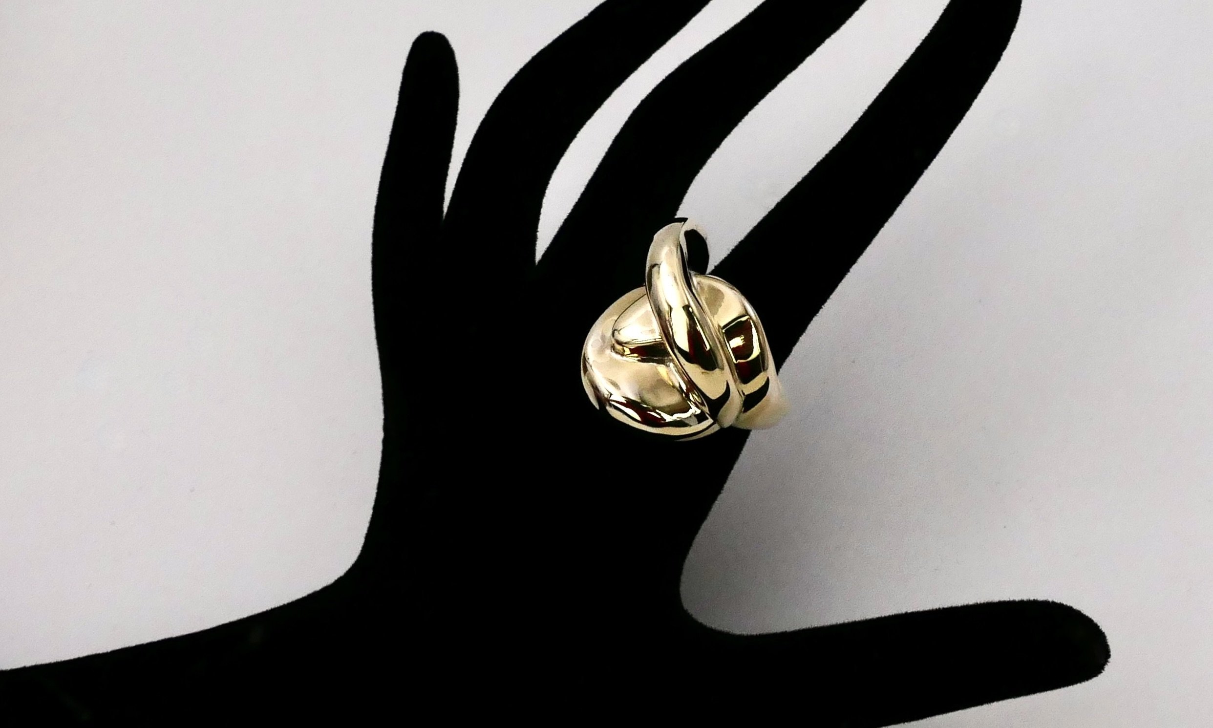 sophia Vari Méandre gold ring 1.JPG