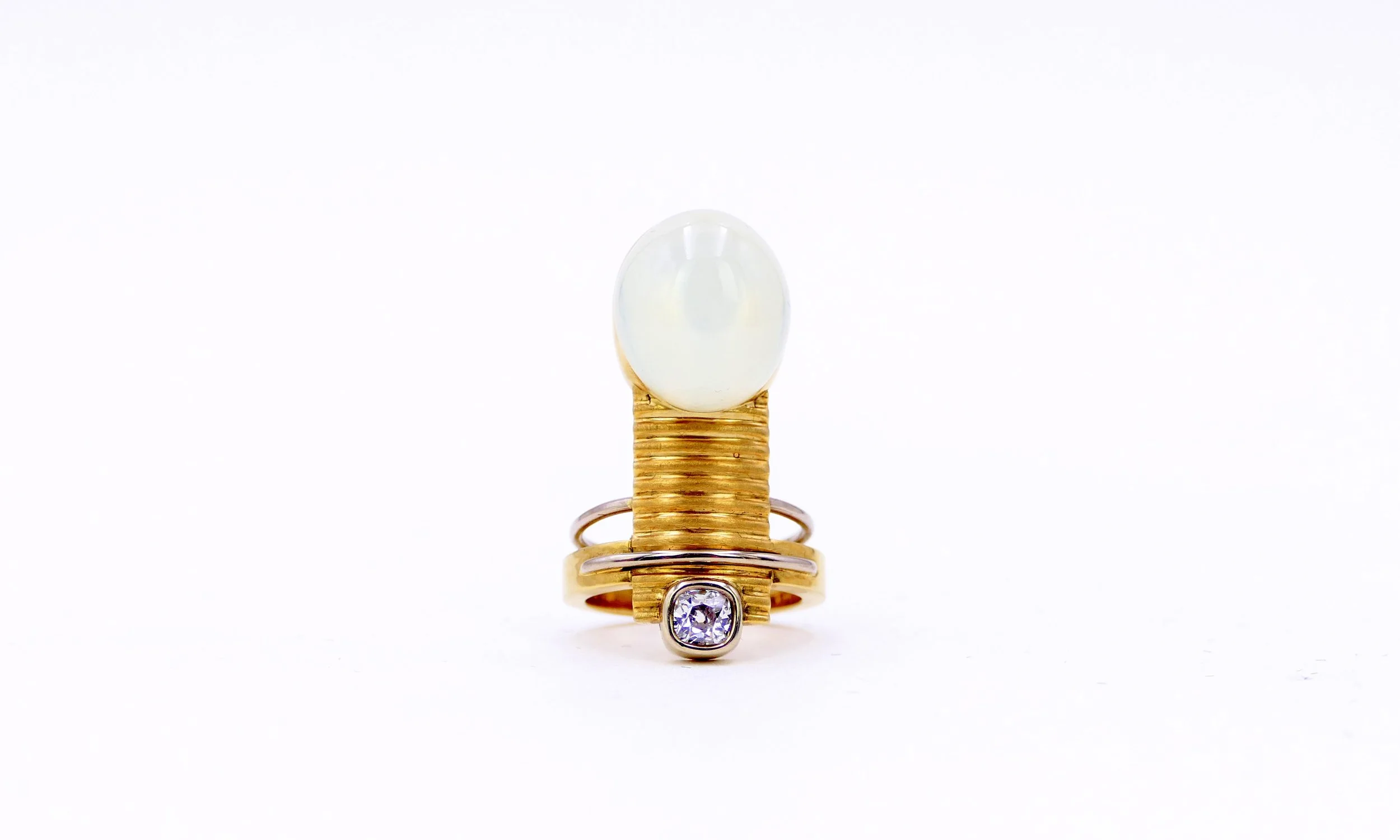 Janine Renard "Lune brillante" gold, moonstone cabochon and diamond ring
