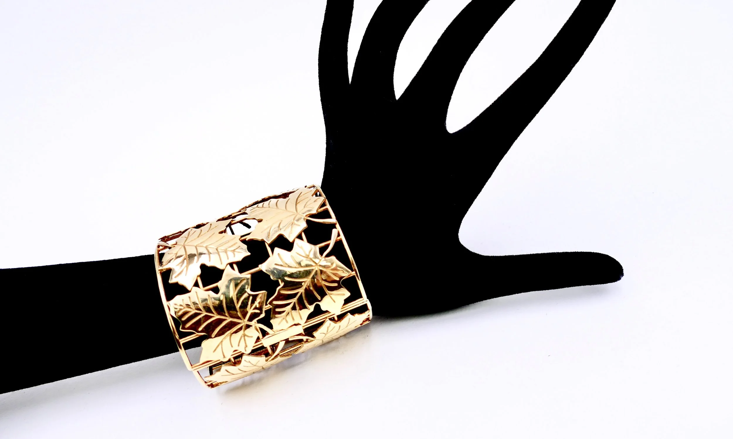 cleto-munari-autunno-gilded-silver-bangle leaf-cage-4.JPG