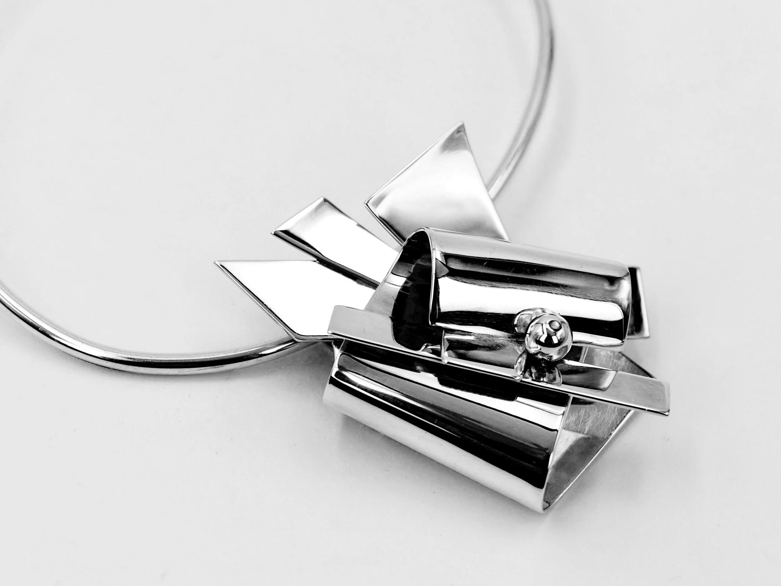sophia-vari-Egina-silver-brooch-pendant-1.JPG