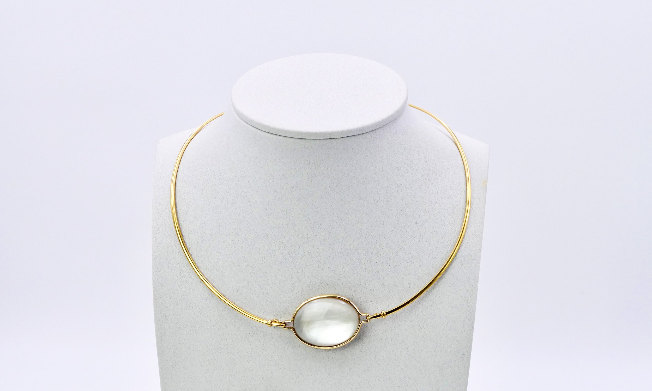 vivianna-torun-gold-necklace-fossilized-coral-3.JPG