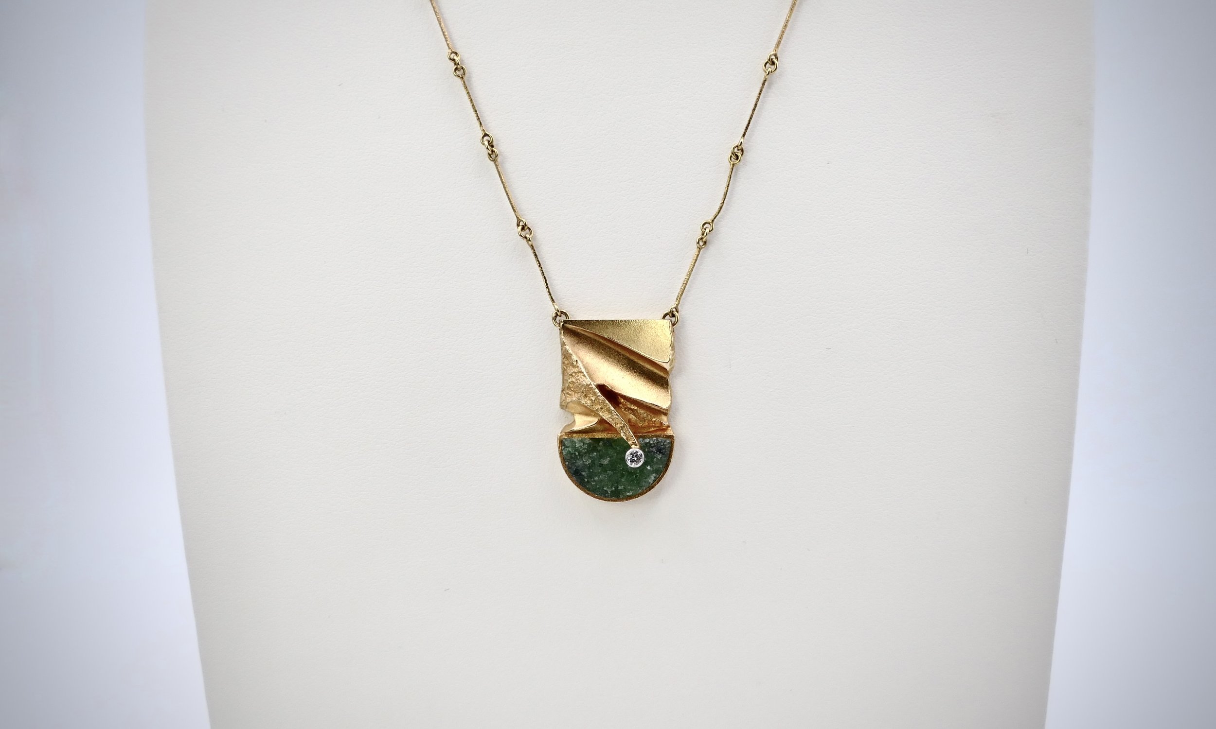 Bjorn-Weckstrom_Aztec_gold-diamond_necklace-8.jpeg