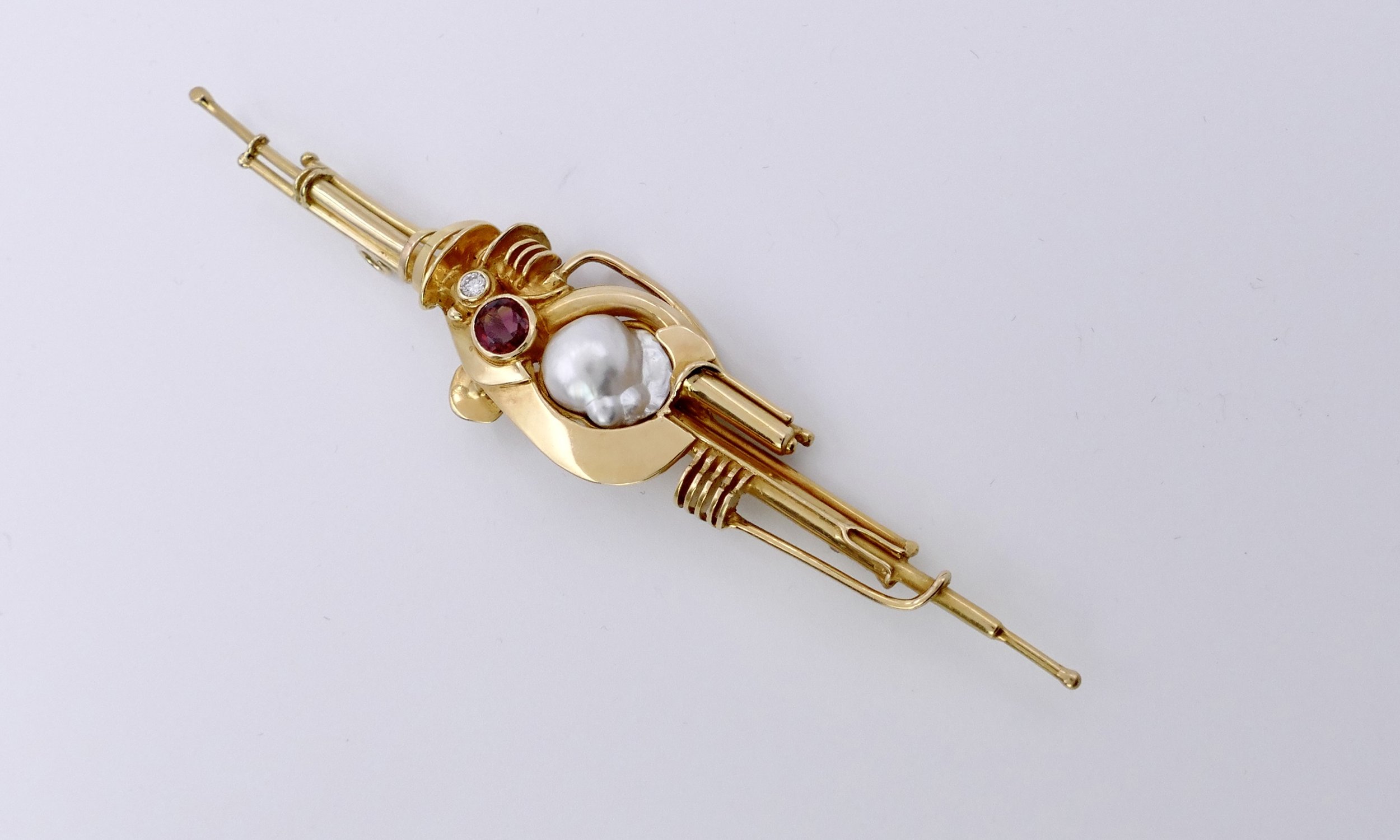 Fernand-Demaret-Studio_gold-pearl-tourmaline-diamond_brooch-pendant-2.jpeg