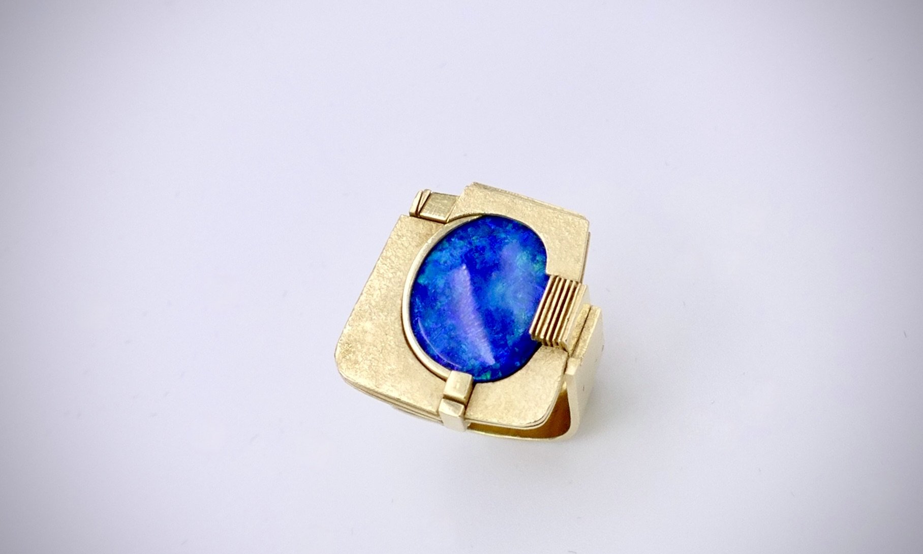 Othmar-Zschaler_abstract_gold_ opal_ring-2.jpeg