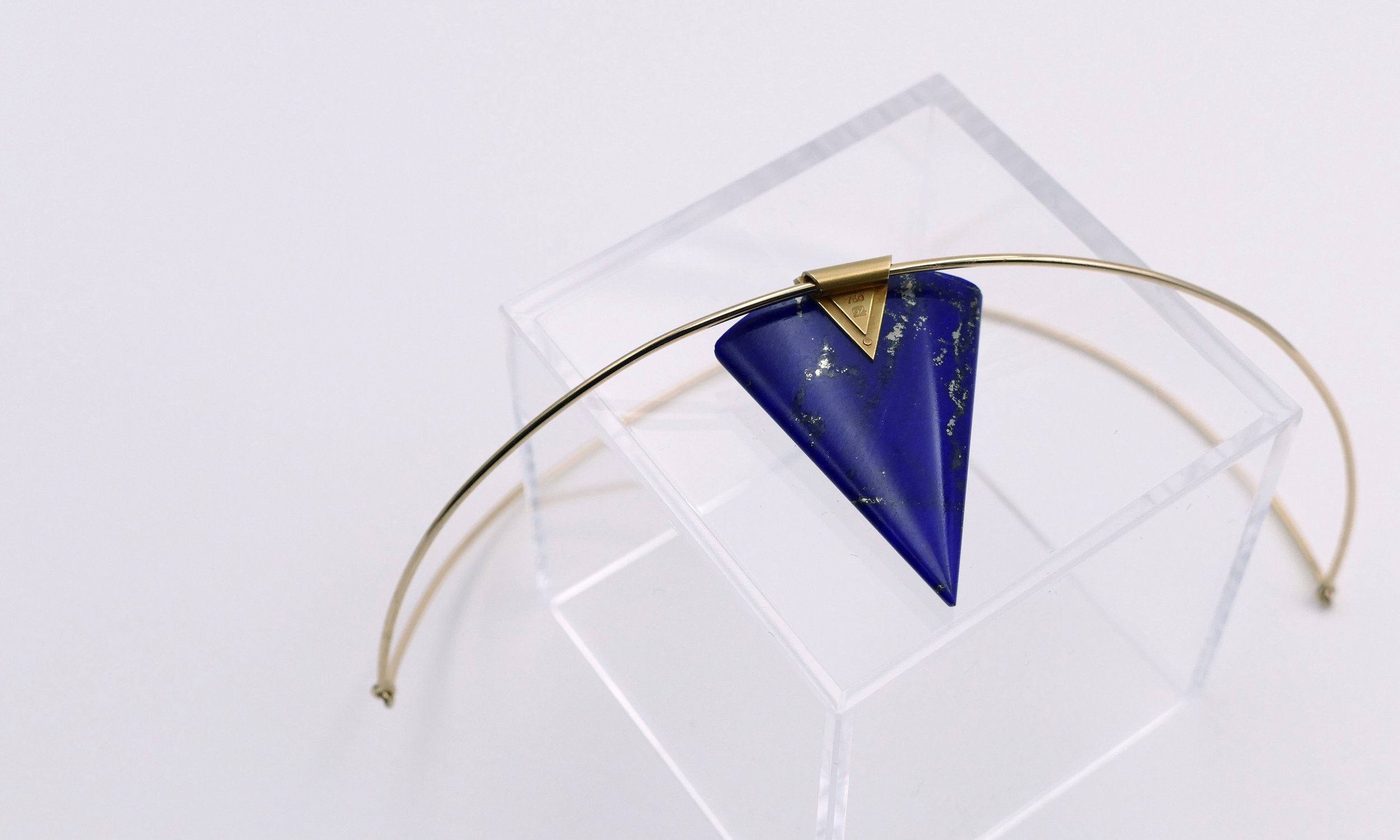 Othmar-Zschaler-modernist_gold_lapis_pendant-6.jpeg