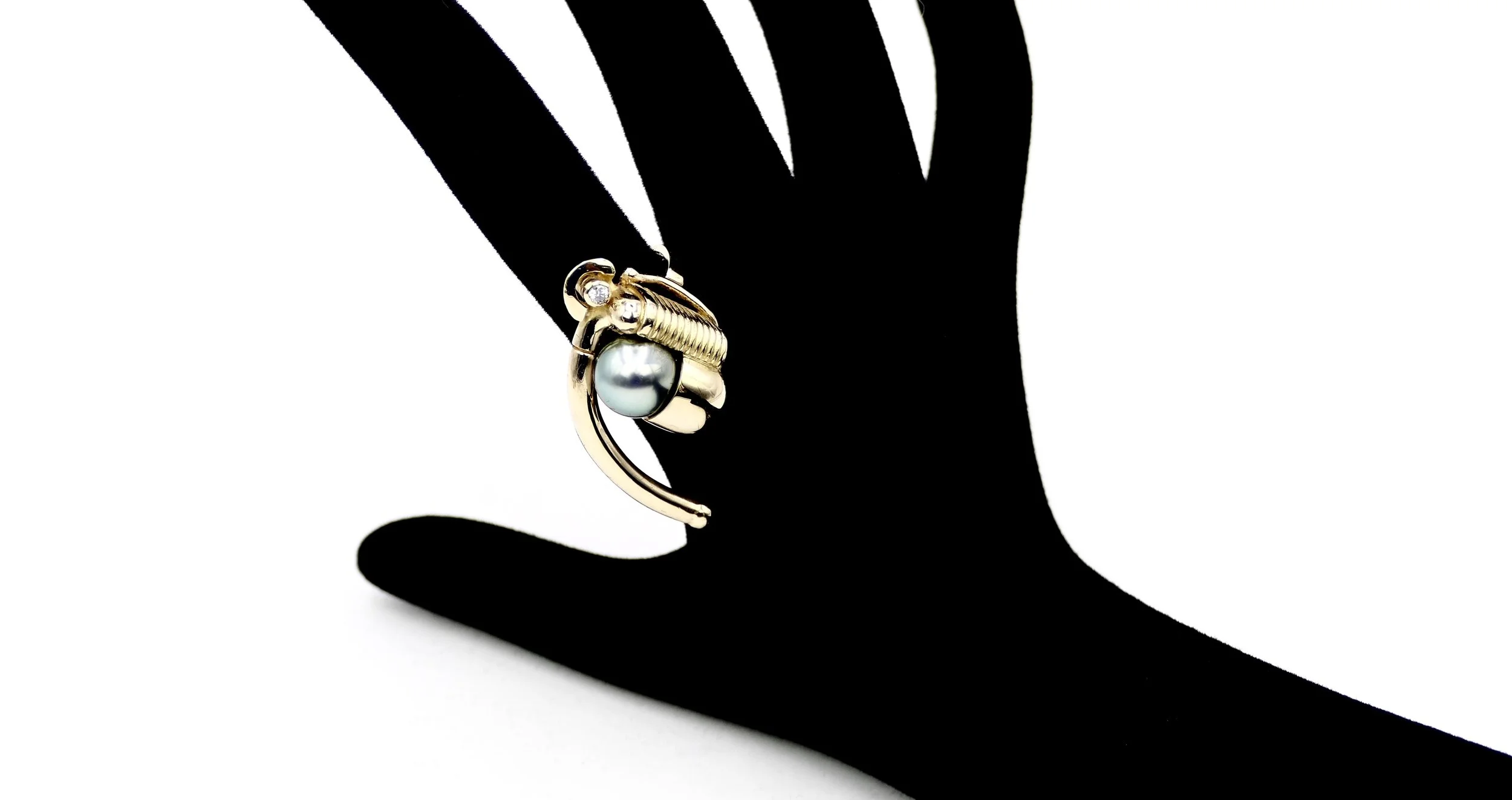 Claude Wesel gold diamond tahiti pearl Model 4267 -5.JPG