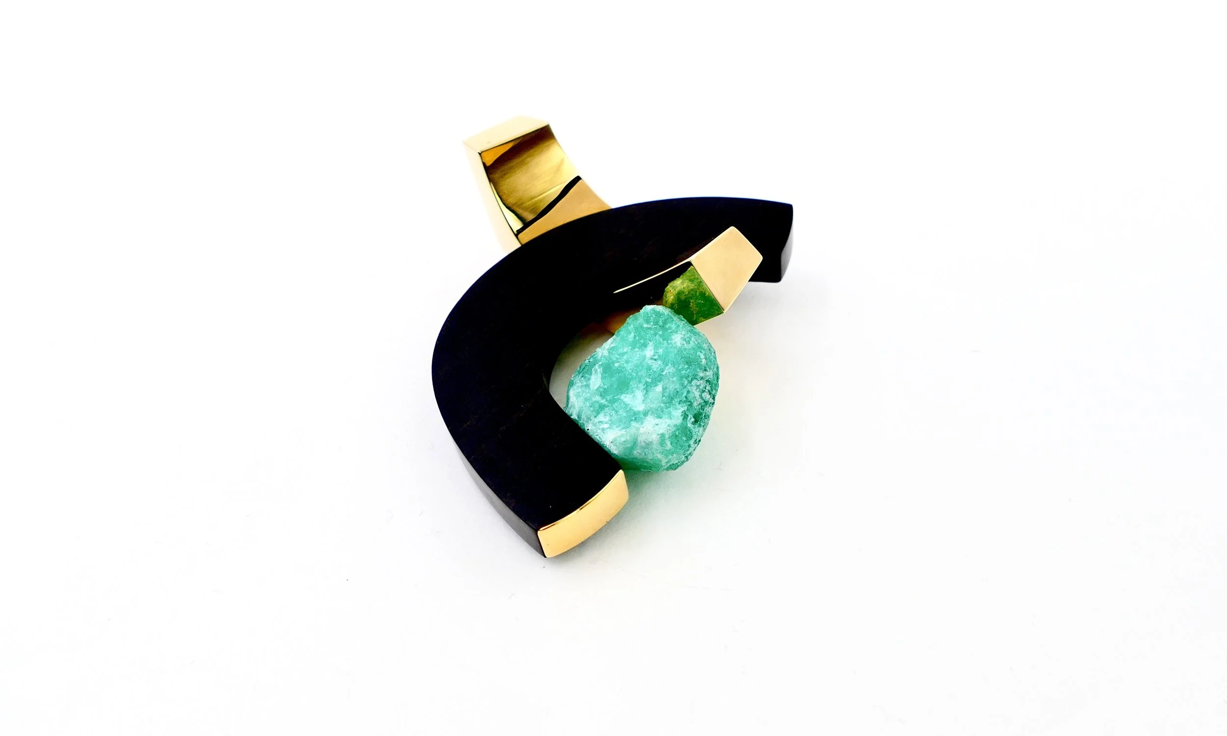 Sophia Vari “Médée” ebony, gold and emerald brooch