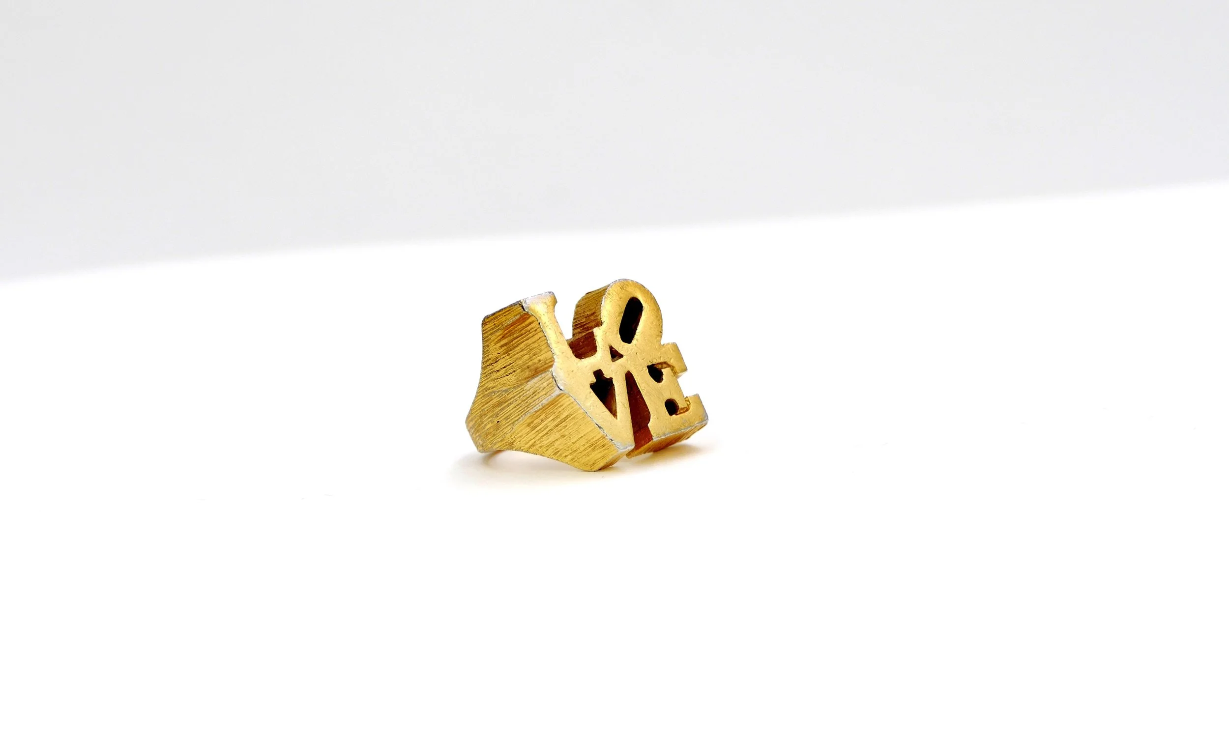 robert indiana love ring 1969 - 2.JPG