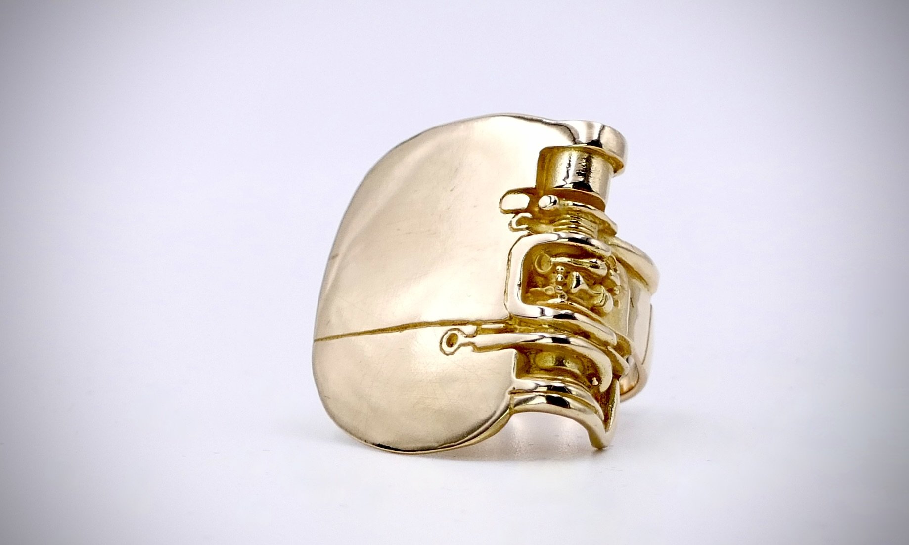 claude-wesel_gold-ring_Pi-collection_#5210-1.jpeg