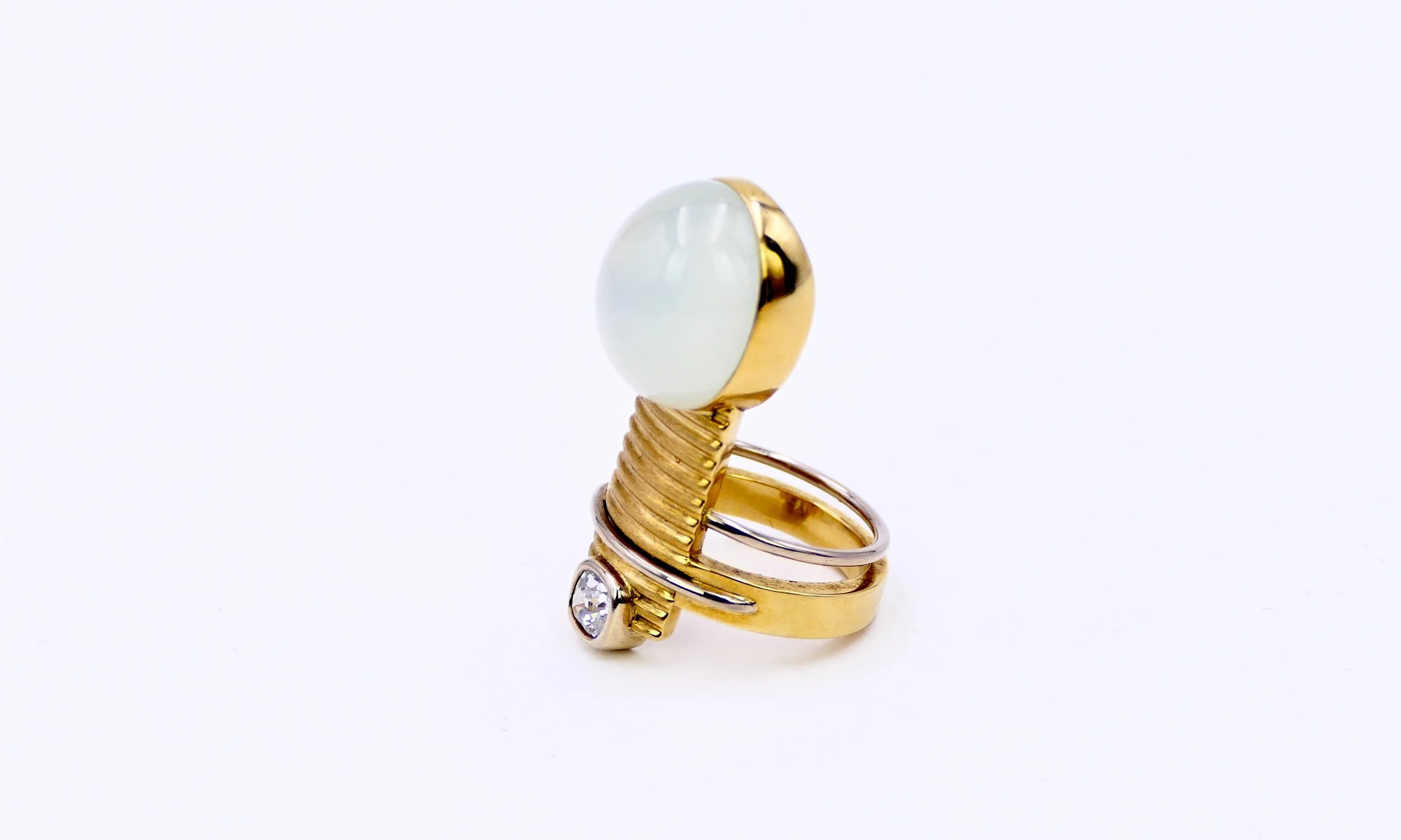 janine renard lune brillante gold moonstone cabochon unique ring 2.JPG