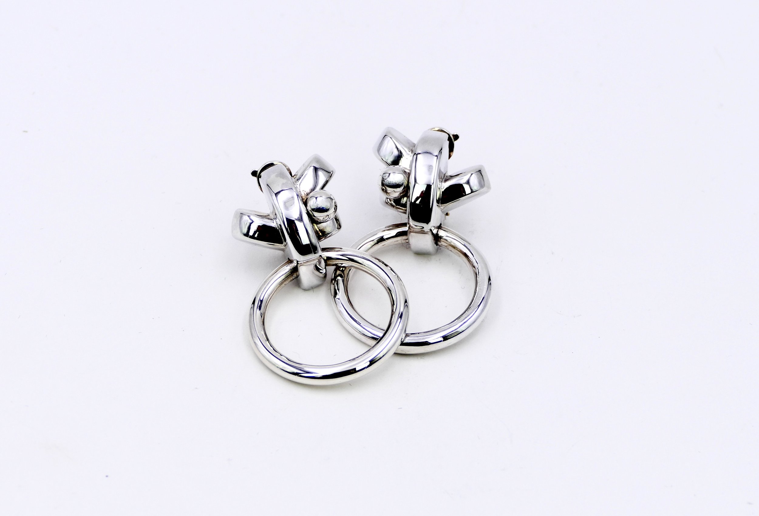 Sophia Vari Théia silver earrings 2.JPG