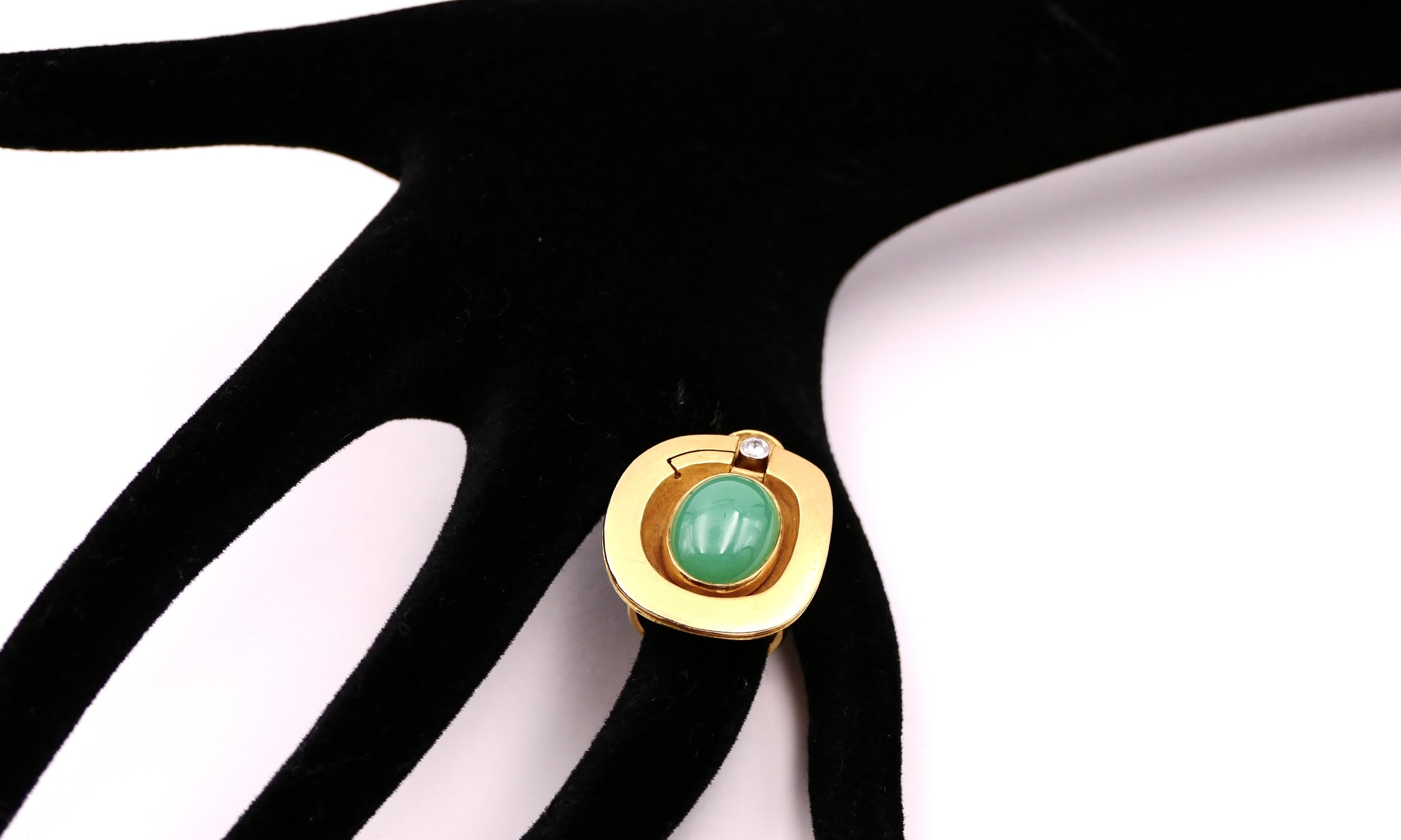 Claude Wesel a gold and chrysoprase ring-4.jpeg