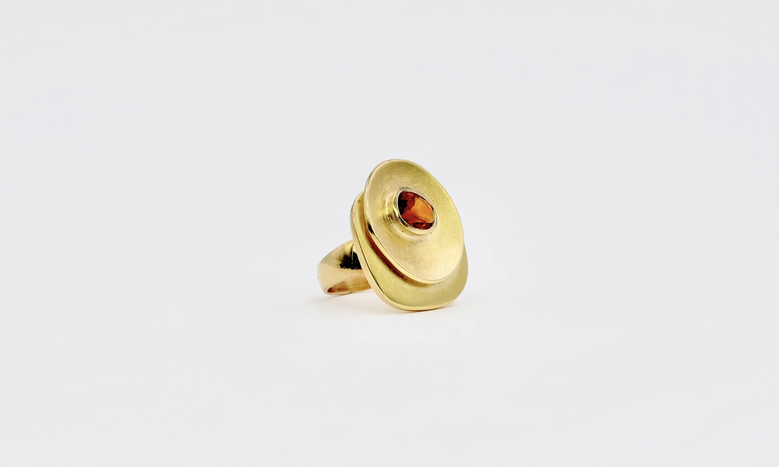 georges cuyvers unique gold citrine ring 3.JPG