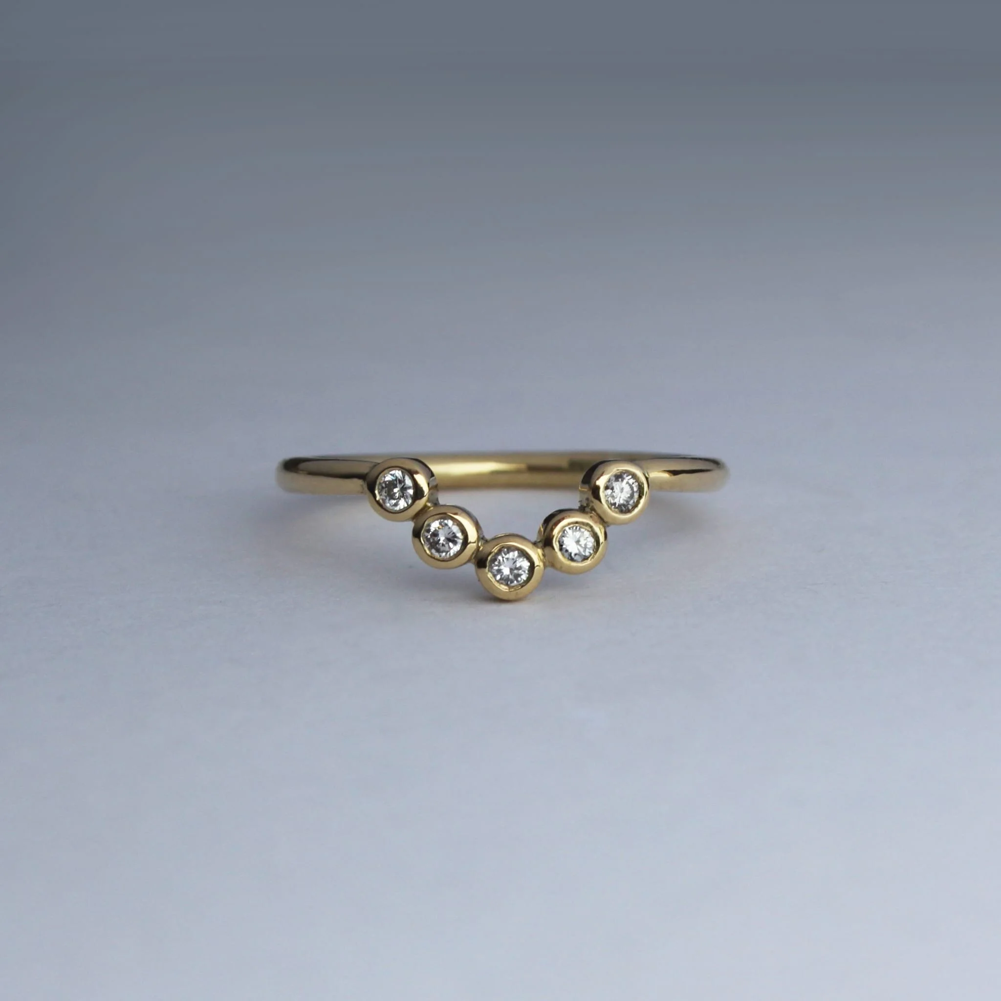 contoured diamond wedding ring