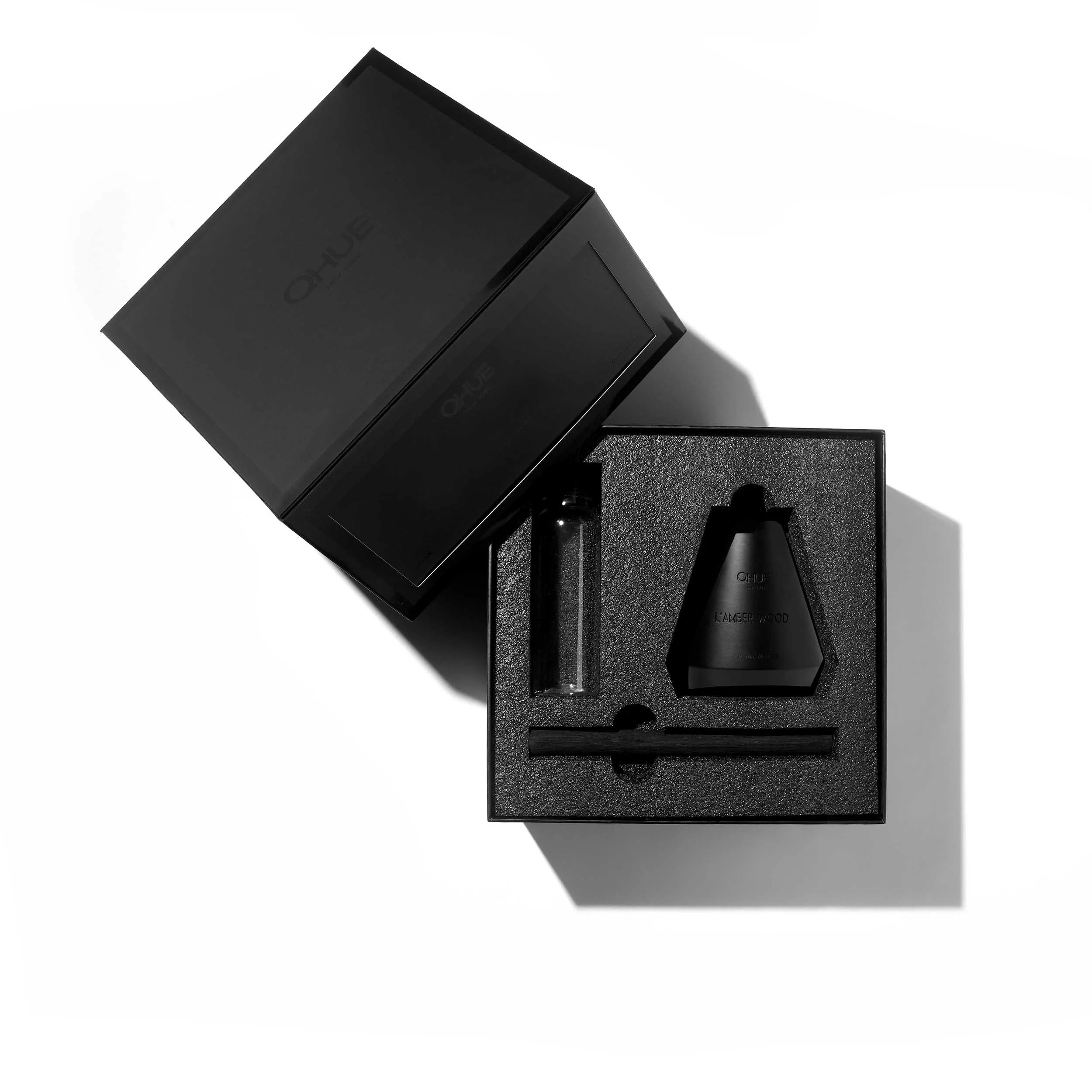 Lamber-wood-diffuser-packaging-qhue-ny.jpg