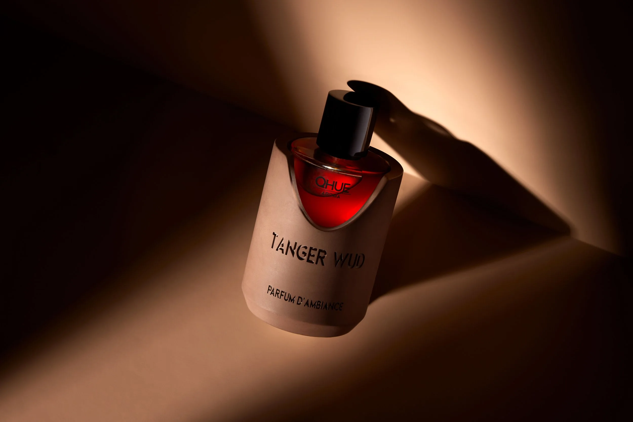 Exploring the Essence Natural Fragrances vs. Synthetic Scents