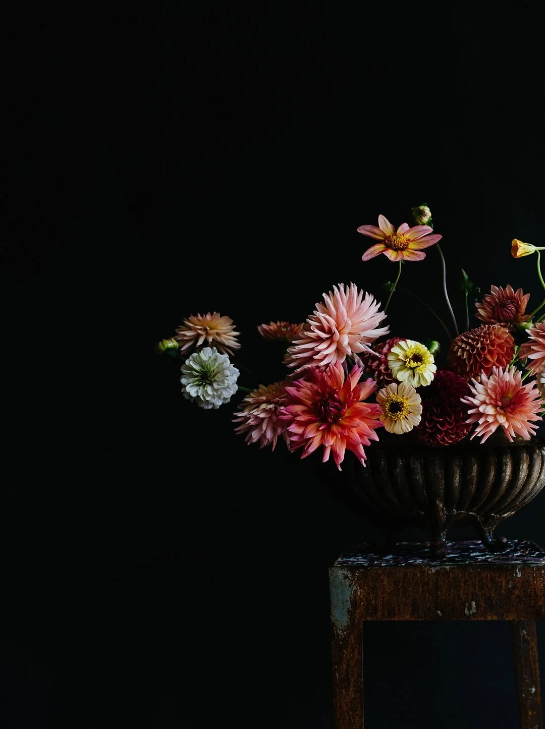 Oh the joy of a bowl of slowflowers! And it doesn&rsquo;t start with making an arrangement. It starts the year before, when you select the shades you want to grow. It continues with the planning and preparing of the field, the monitoring of the seedl