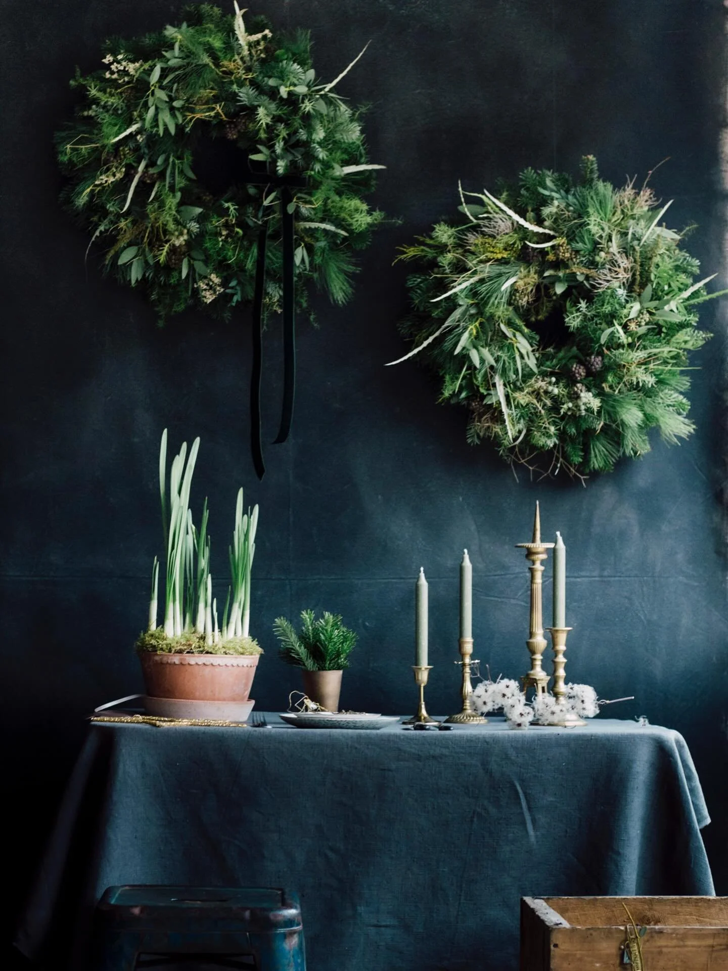 Christmas feels like a gentle reminder that the light always returns. Thankful for everyone who drops in here, writes a line or presses the heart. In these AI dominated times your presence means more than you know. Wishing you love, light and merrine