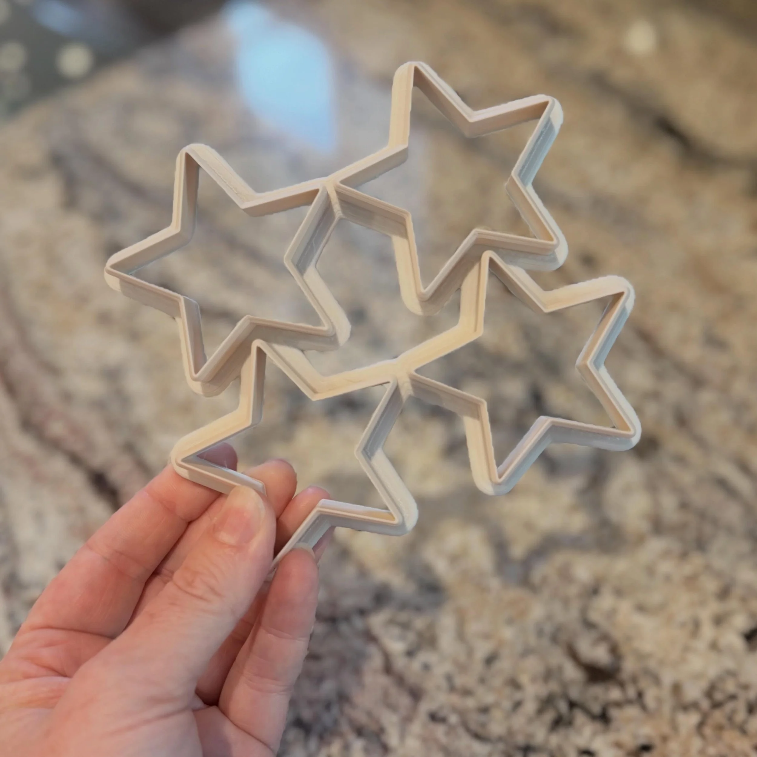 After years of 3D printing my own cookie cutters I FINALLY figured out how to print a multi-cookie cutter for mini cookies. I&rsquo;m passing on my excitement of saving time cutting dough by offering 4th of July mini cookie boxes 😃 I hope to have th