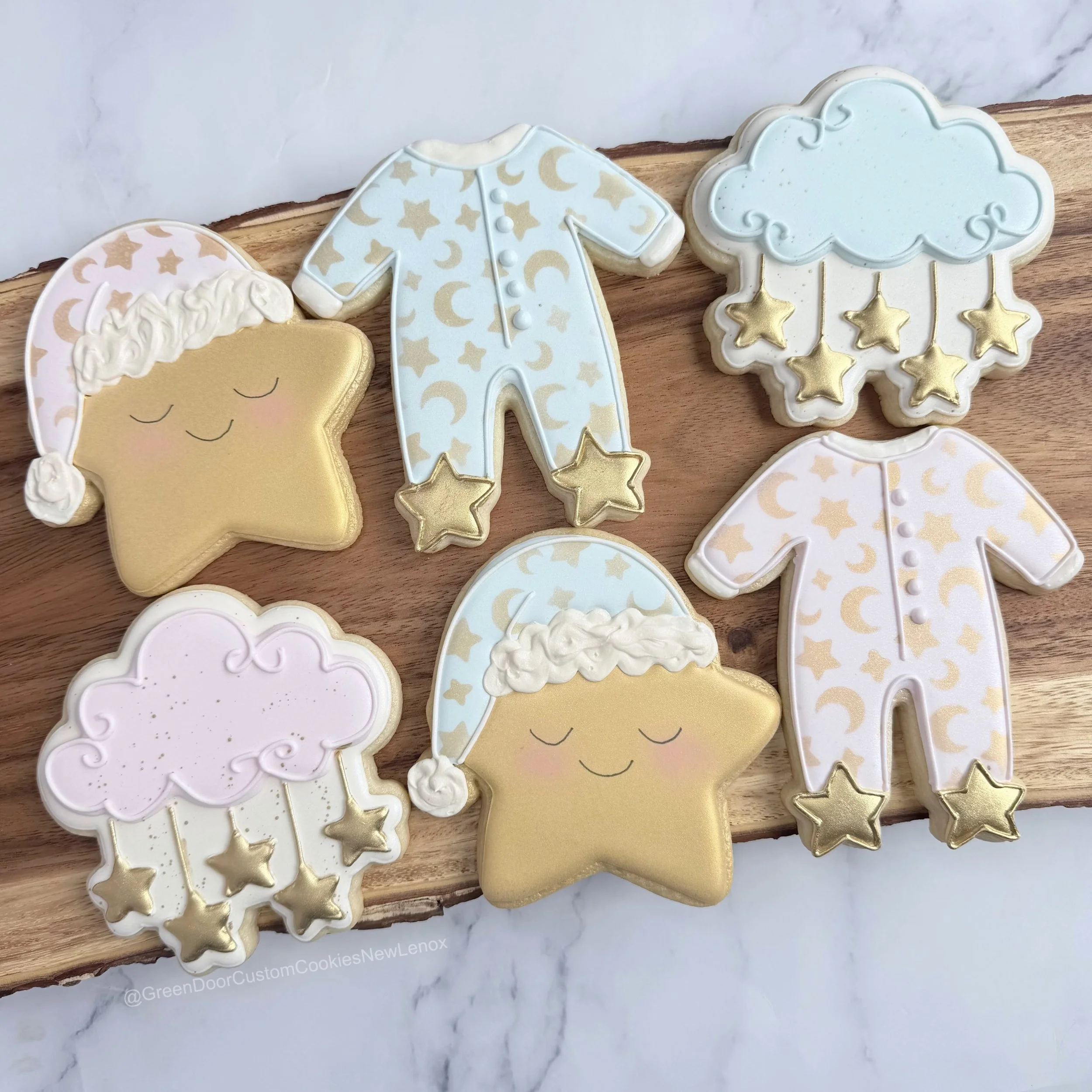 Congrats! ⭐️ 🎉 

I love this shower theme, I get excited every time I get to make them and always try and do something a little different than the previous time.

#Newlenoxil #newlenoxillinois #twinkletwinklecookies #starcookies #babyshowercookies