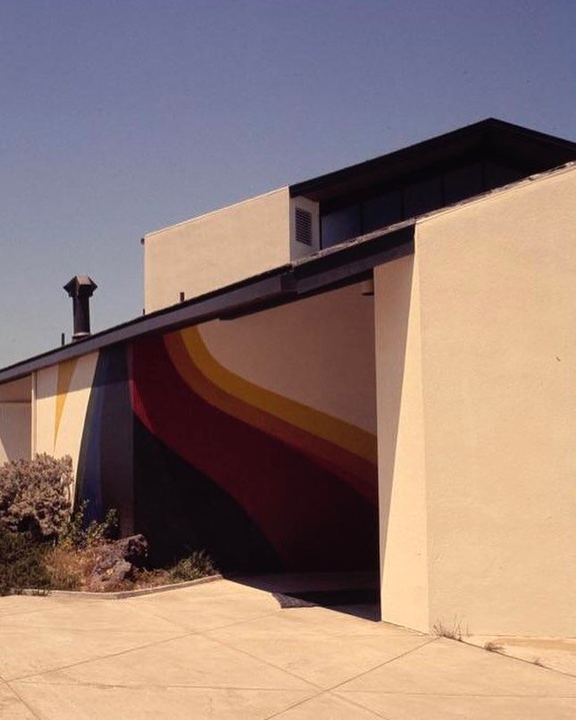 Mural by Mark Adams on St. Aidan&rsquo;s Episcopal Church, designed by Skidmore, Owings &amp; Merrill in 1963. Sadly the mural has been painted over.
.
.
.
📸 @sfpubliclibrary 
@skidmoreowingsmerrill #som #skidmoreowingsmerrill #markadams #nocamodern