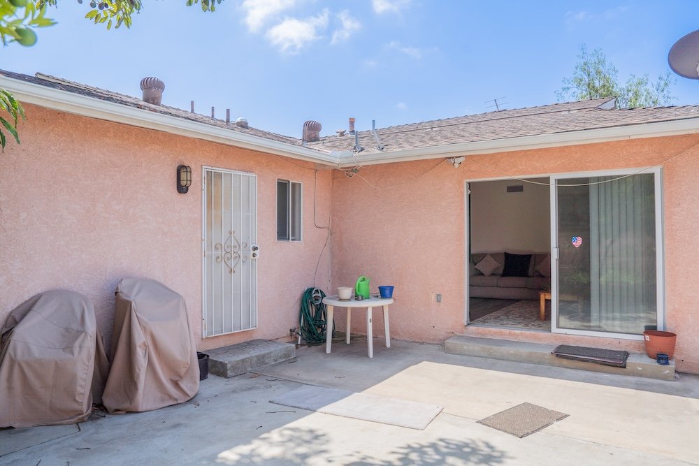43 backyard.jpg