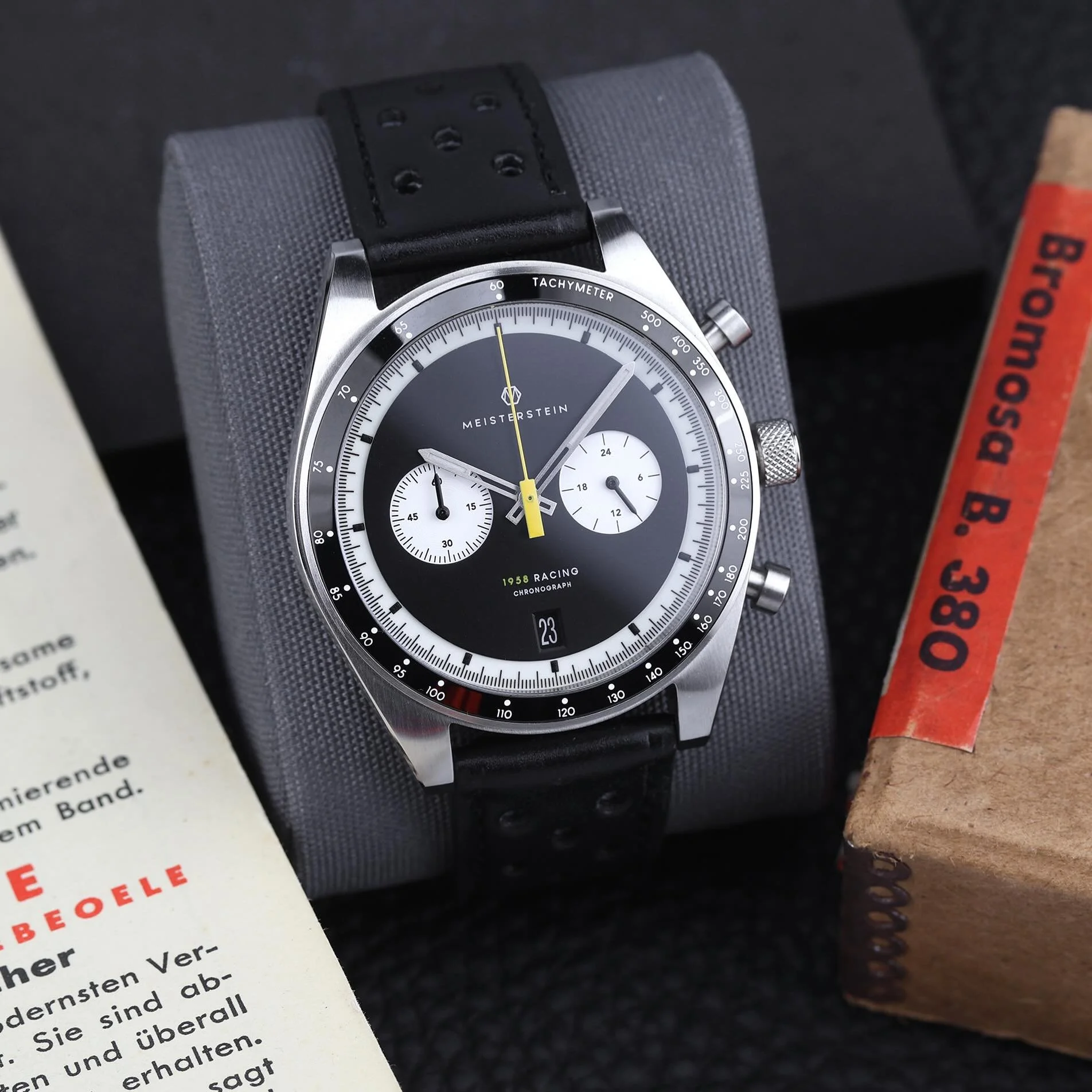 🏁 1958 RACING Chrono: sportliche Kanten, feines Design. 🏎️ #meisterstein #uhren #wristwatch #chronograph #uhrenliebe