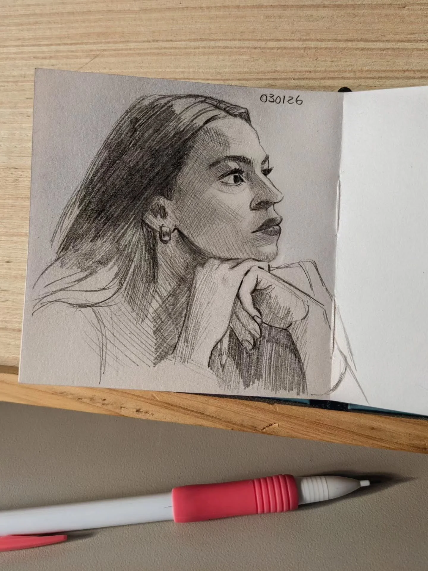 Sundays are for sketchbooks 
@aoc