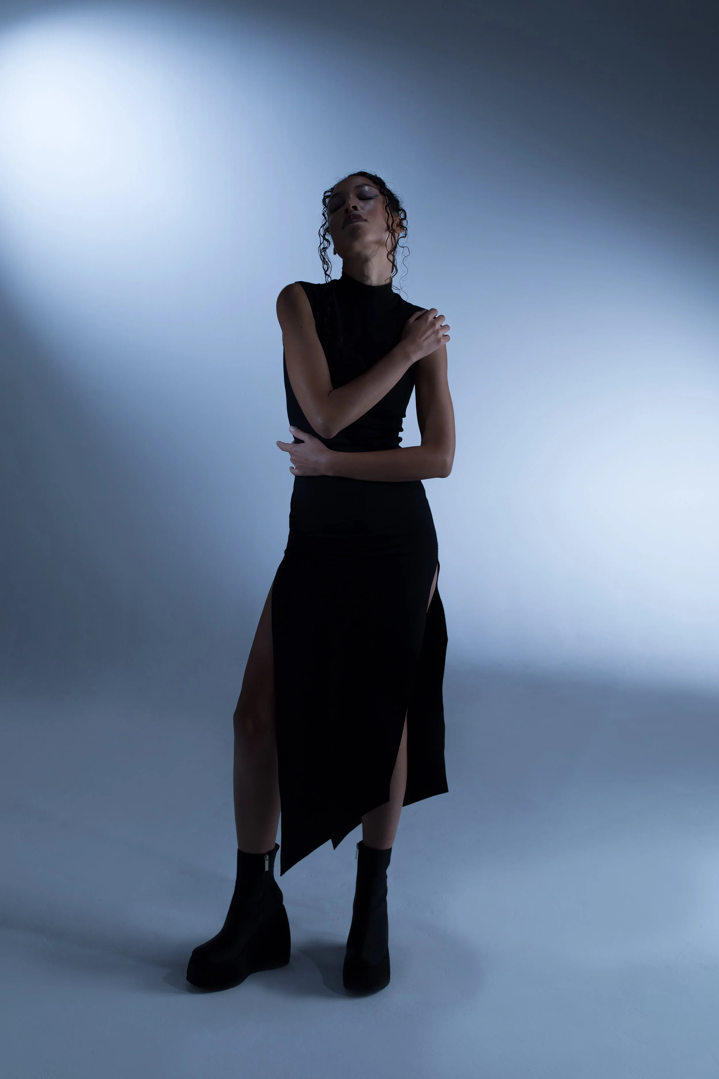 08102023-Session studio-149.jpg