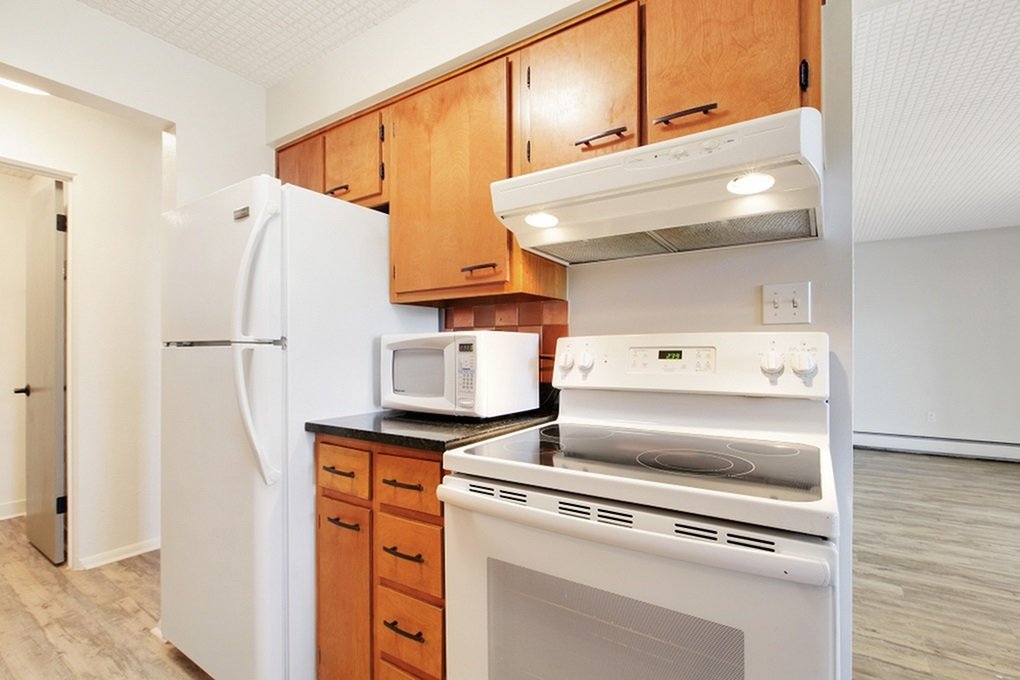 Copy of Kitchen area appliances at Flats.jpg