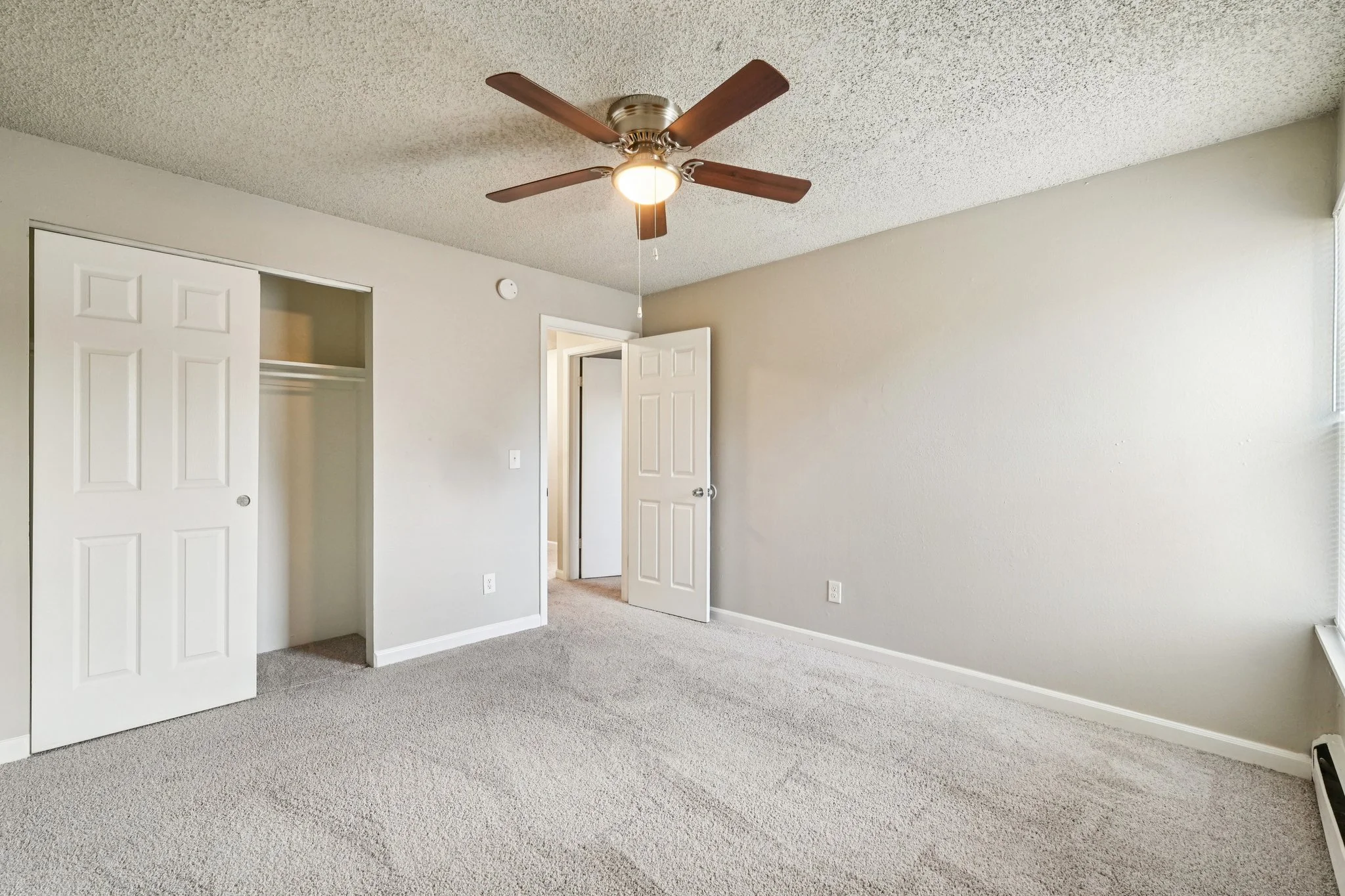 58-web-or-mls-10165 W 59th Ave Apt 5-S0801-014.jpg