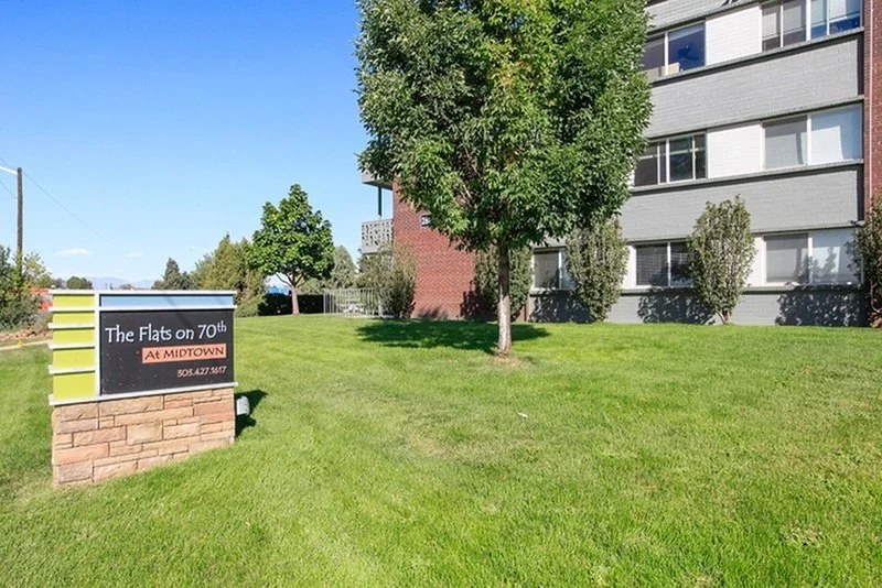 Copy of Flats sing west_mls.jpg