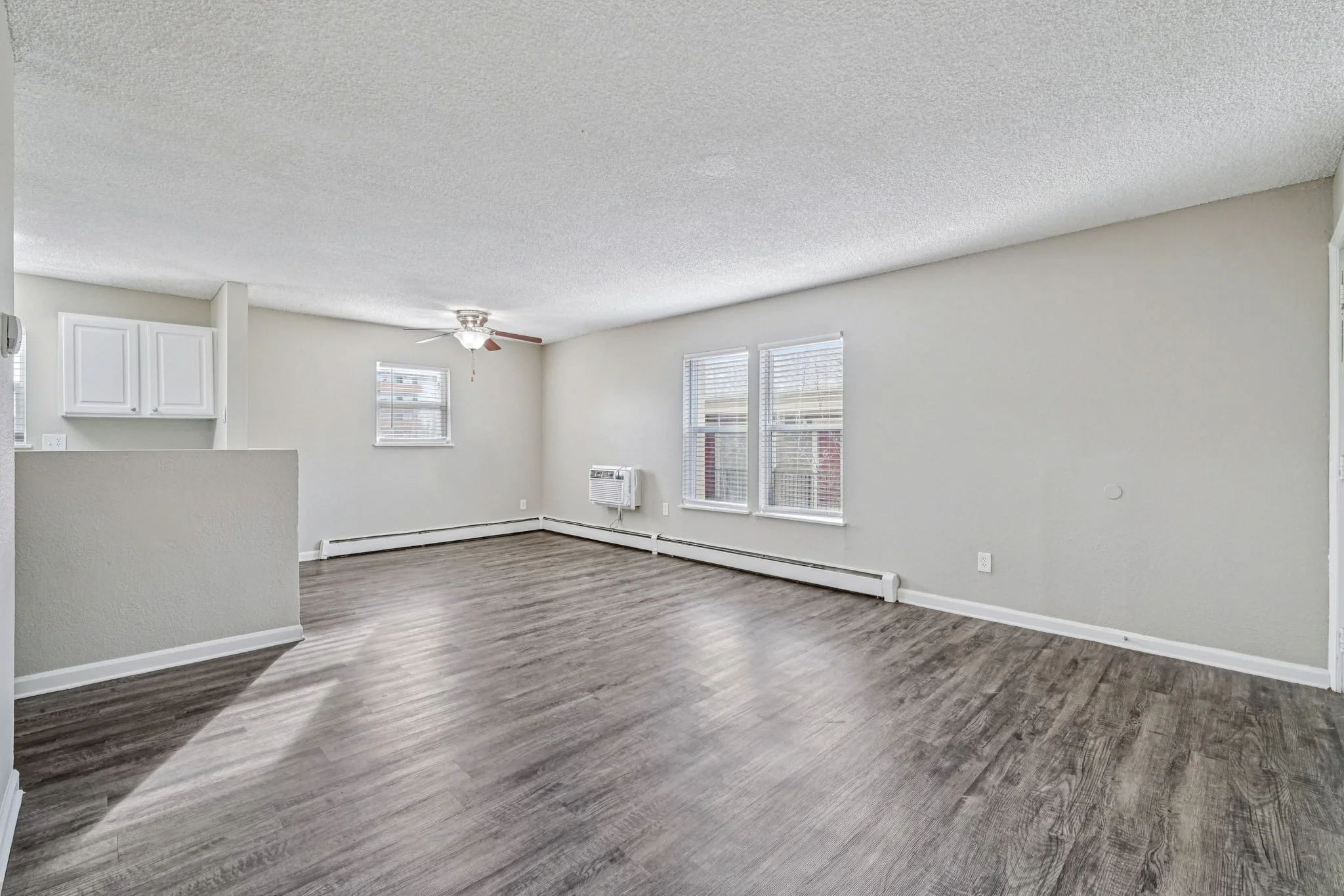 4-web-or-mls-10165 W 59th Ave Apt 16-S0801-004.jpg