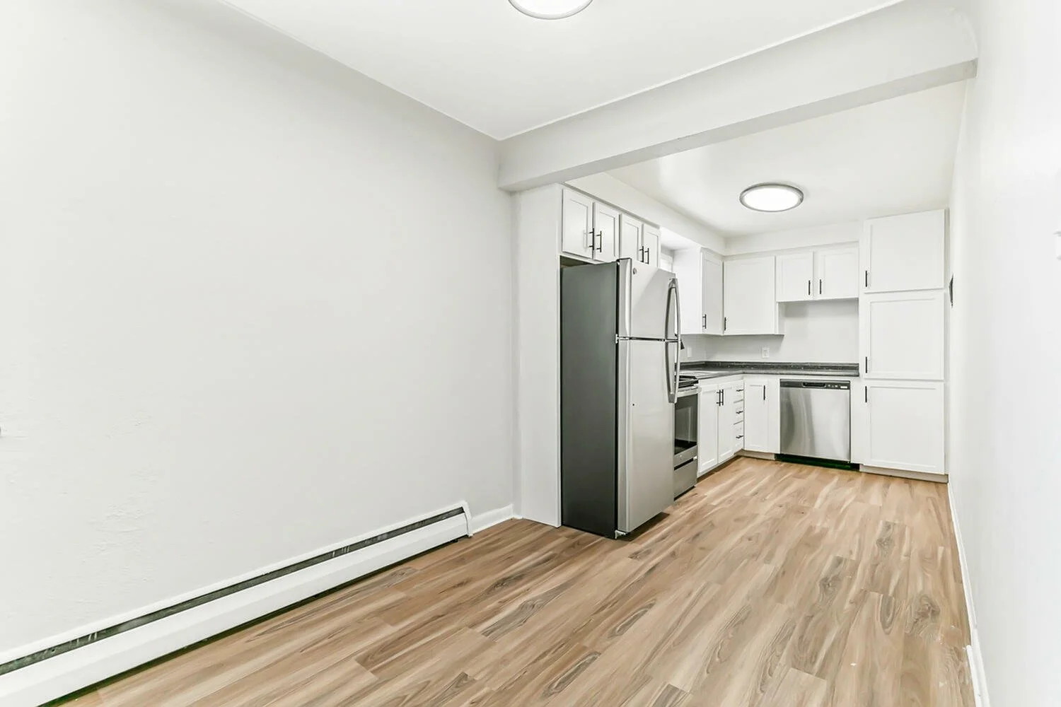 2444 S York Street 401 Denver-large-009-013-5-1500x1000-72dpi.jpg