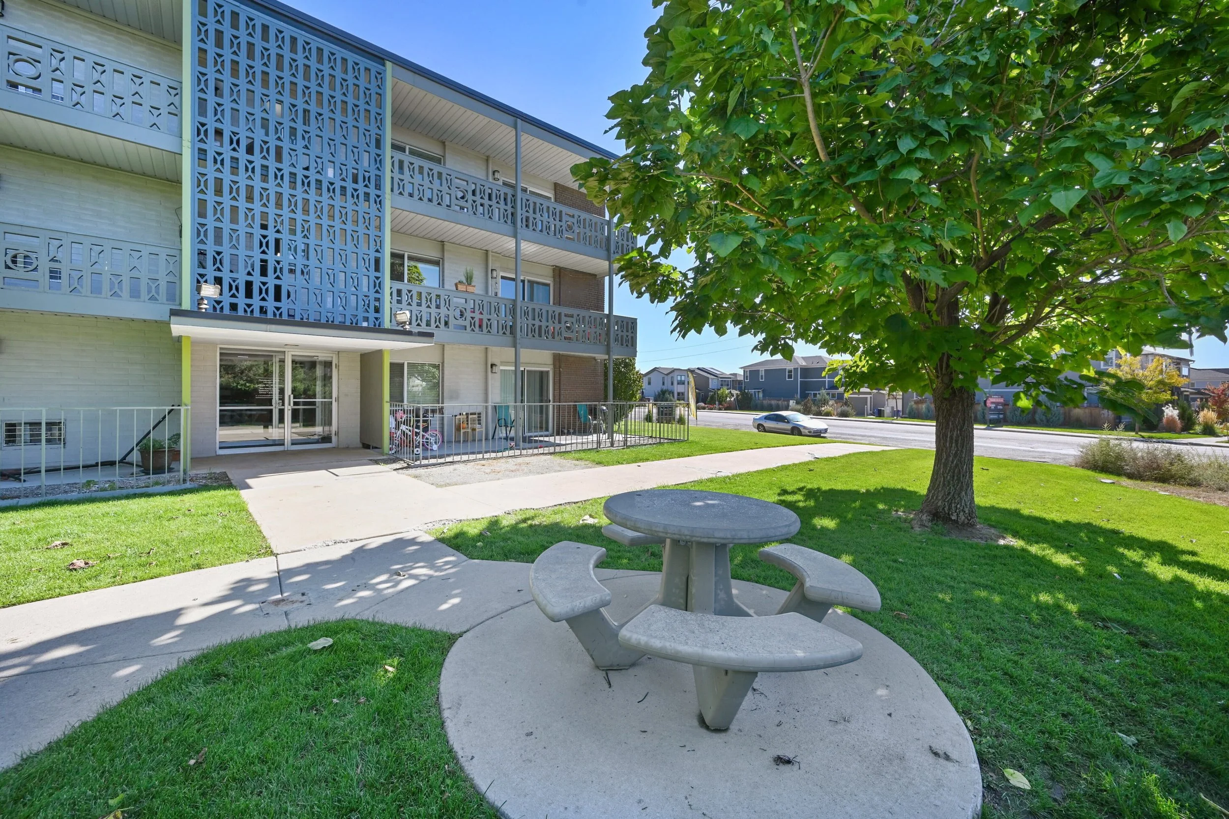 Copy of 2801 West 70th Avenue-print-006-006-006-4000x2667-300dpi.jpg