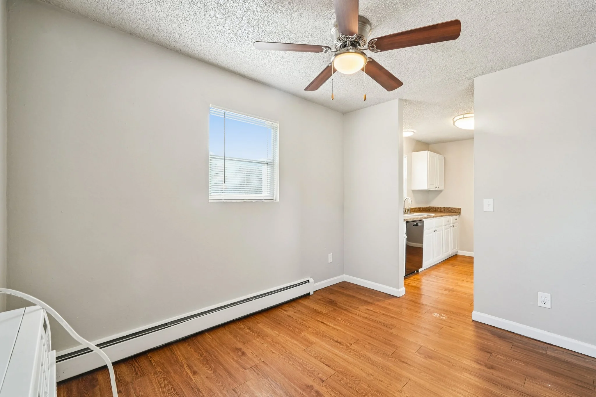 45-web-or-mls-10165 W 59th Ave Apt 5-S0801-001.jpg