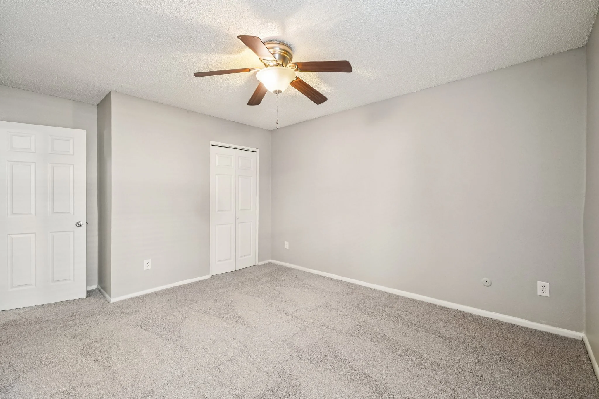 38-web-or-mls-10165 W 59th Ave Apt 9-S0801-014.jpg