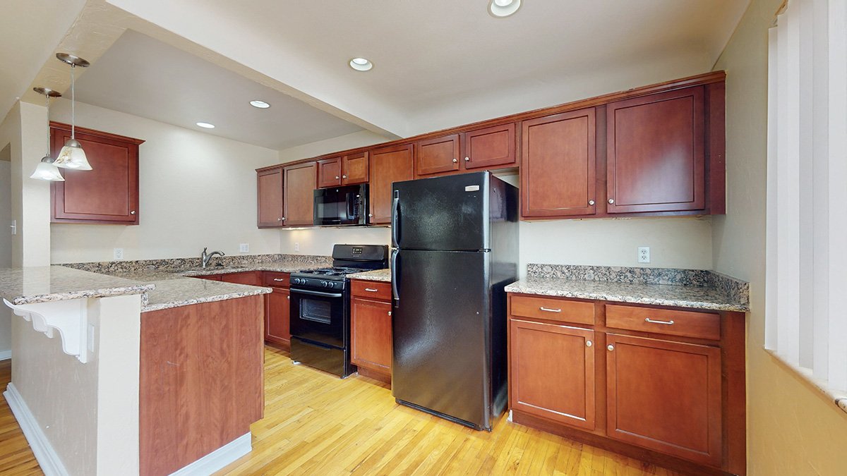 wh_parkhillflats_unit207_794sf_kitchen1_1200x675.jpg