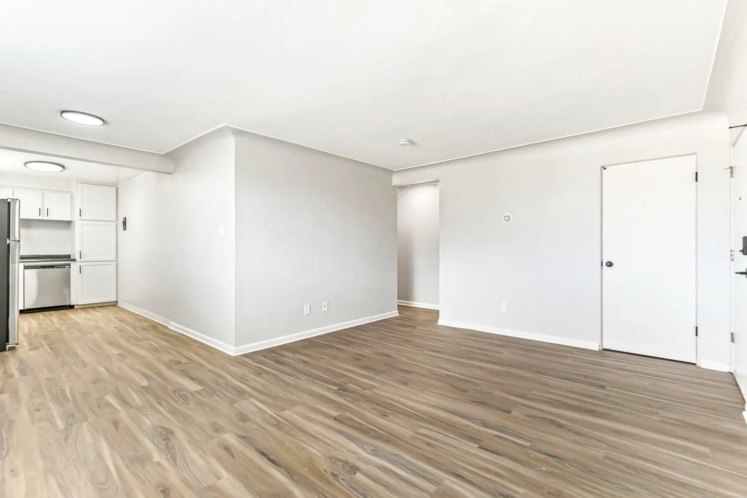 2444 S York Street 401 Denver-large-006-006-2-1500x1000-72dpi.jpg