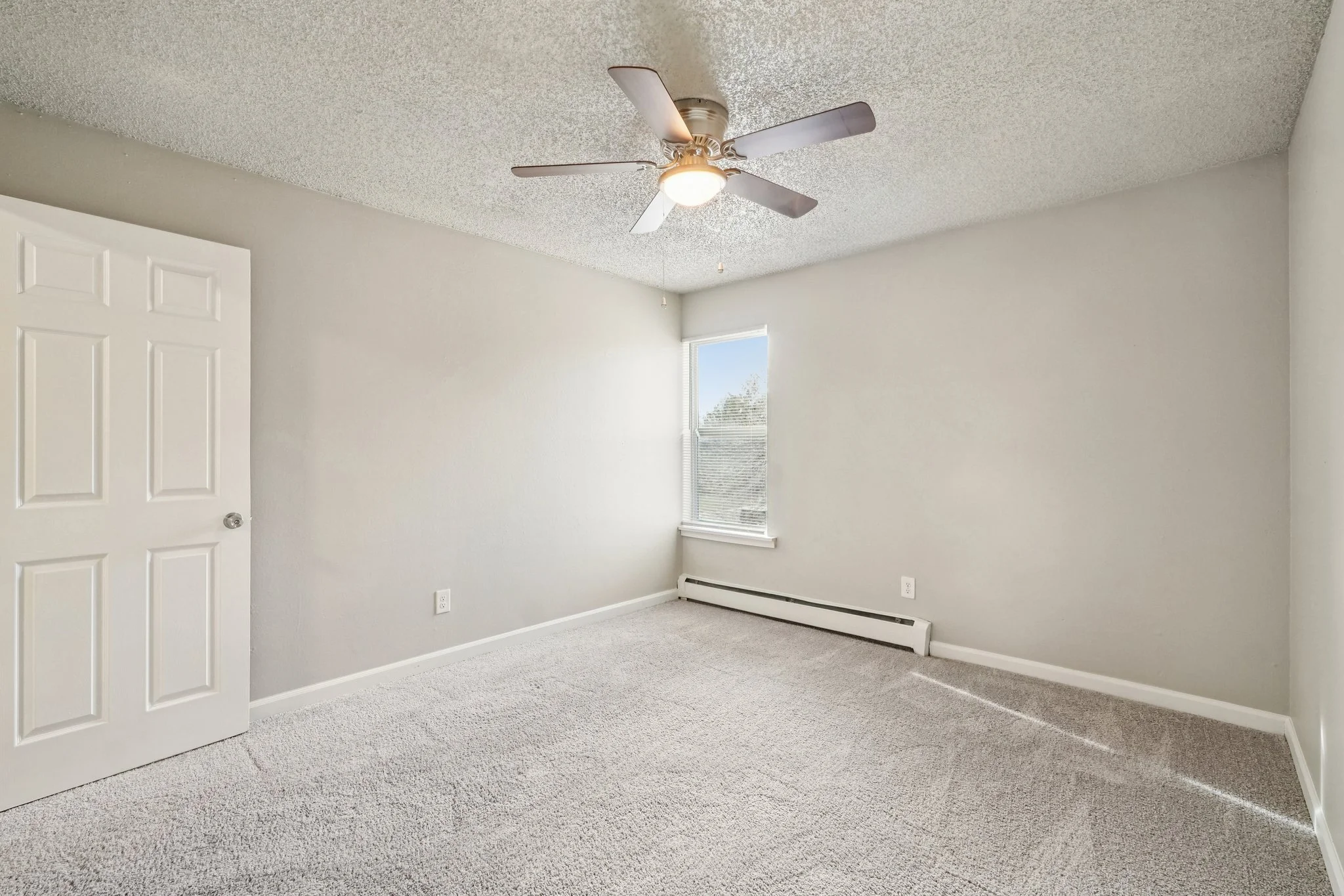 59-web-or-mls-10165 W 59th Ave Apt 5-S0801-015.jpg