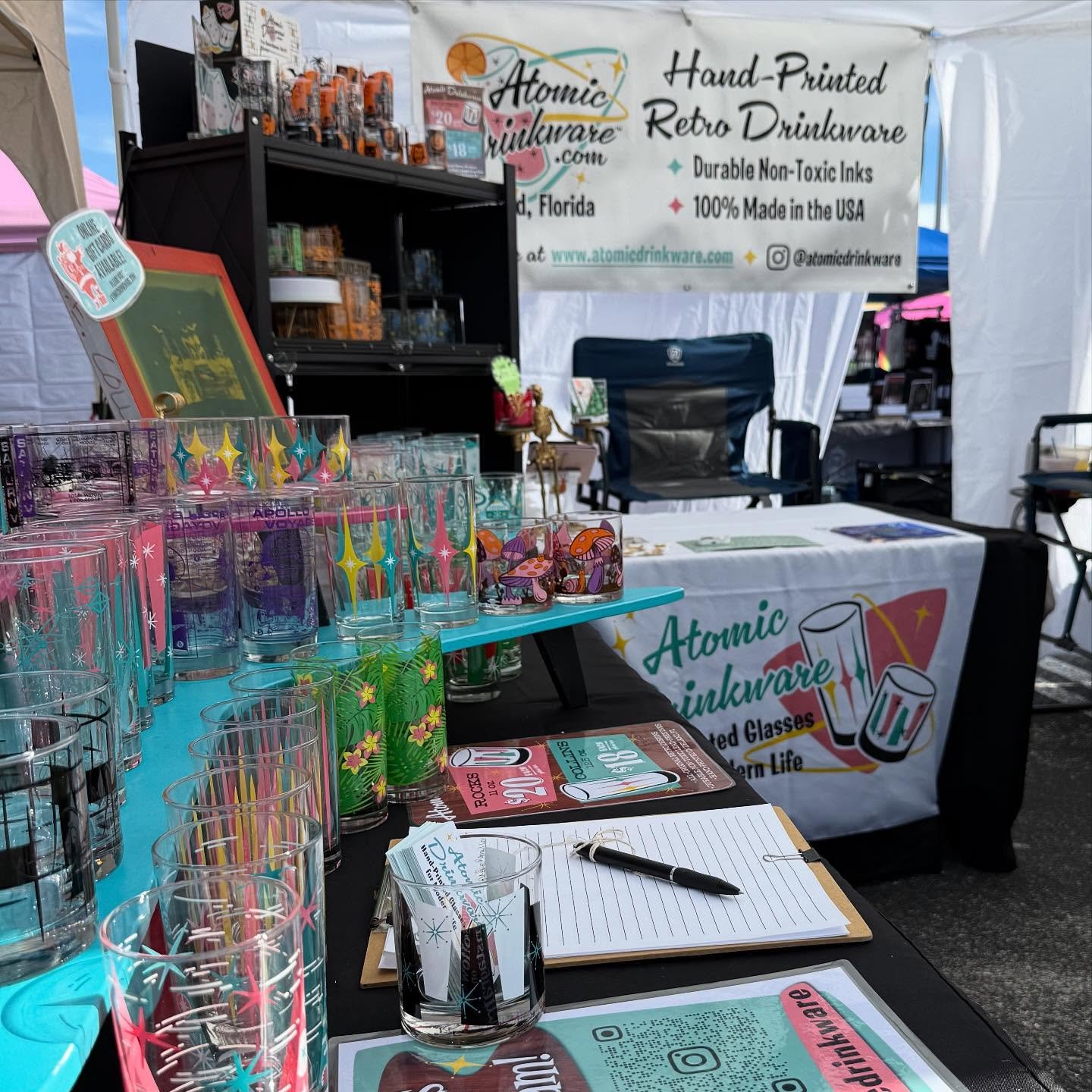 Milk Mart is this Sunday! Atomic Drinkware will be behind Sideward Brewing (swipe for map.) The weather is supposed to be beautiful &amp; with over 300 local vendors, you&rsquo;re sure to wrap up those lists! 🎁 
@milkmartorlando