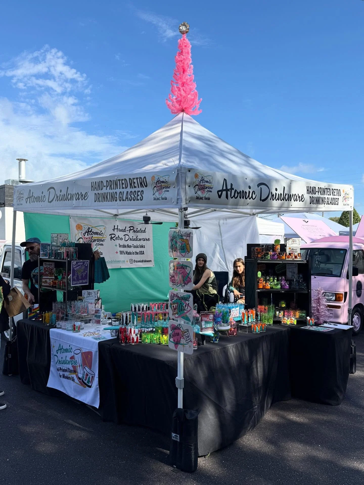 Orlando! Today is the last day to catch us before 2026! We are behind @sidewardbrewing , look for the pink Christmas tree on top of our tent 
@milkmartorlando is from 12 PM to 6 PM!
(&amp; an appearance by the teenagers!)