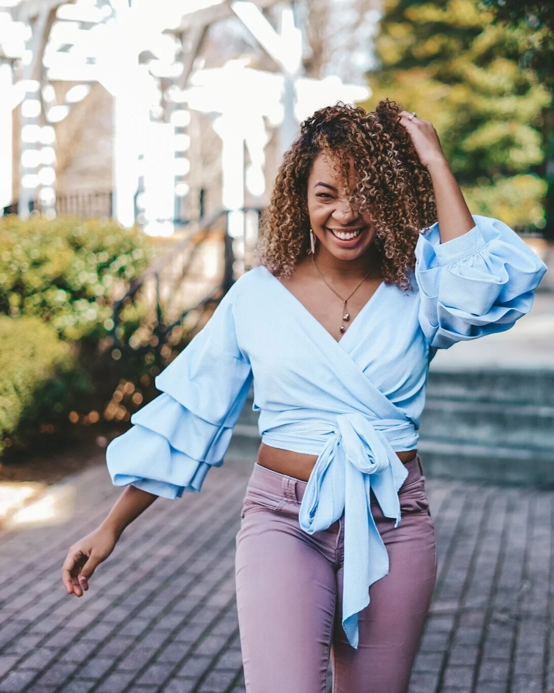 Episode 6. The 5 Surprising Benefits of Team Retreats