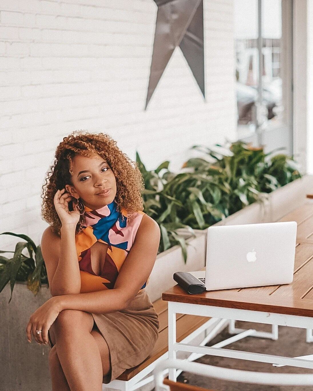 Episode 33. How to Run Daily Standup Meetings for Your Online Business