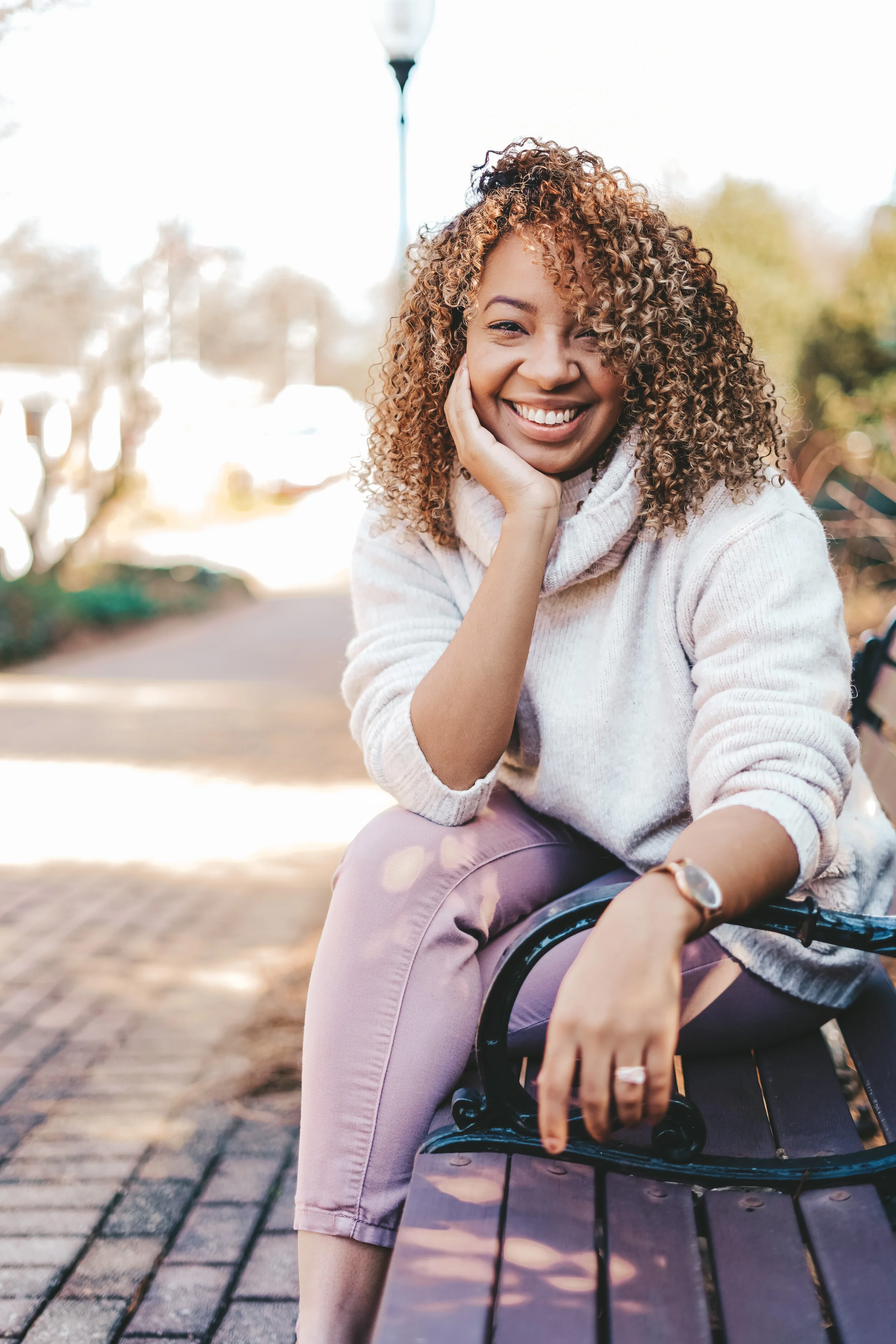 Episode 4. Boss vs. Leader: What's the Difference and Why Should You Care?