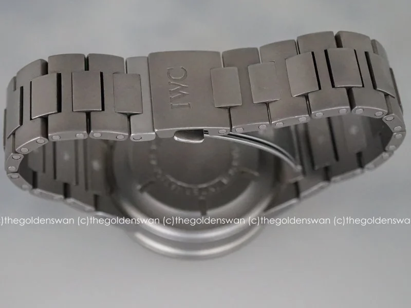 04252017IWC3707g.jpg