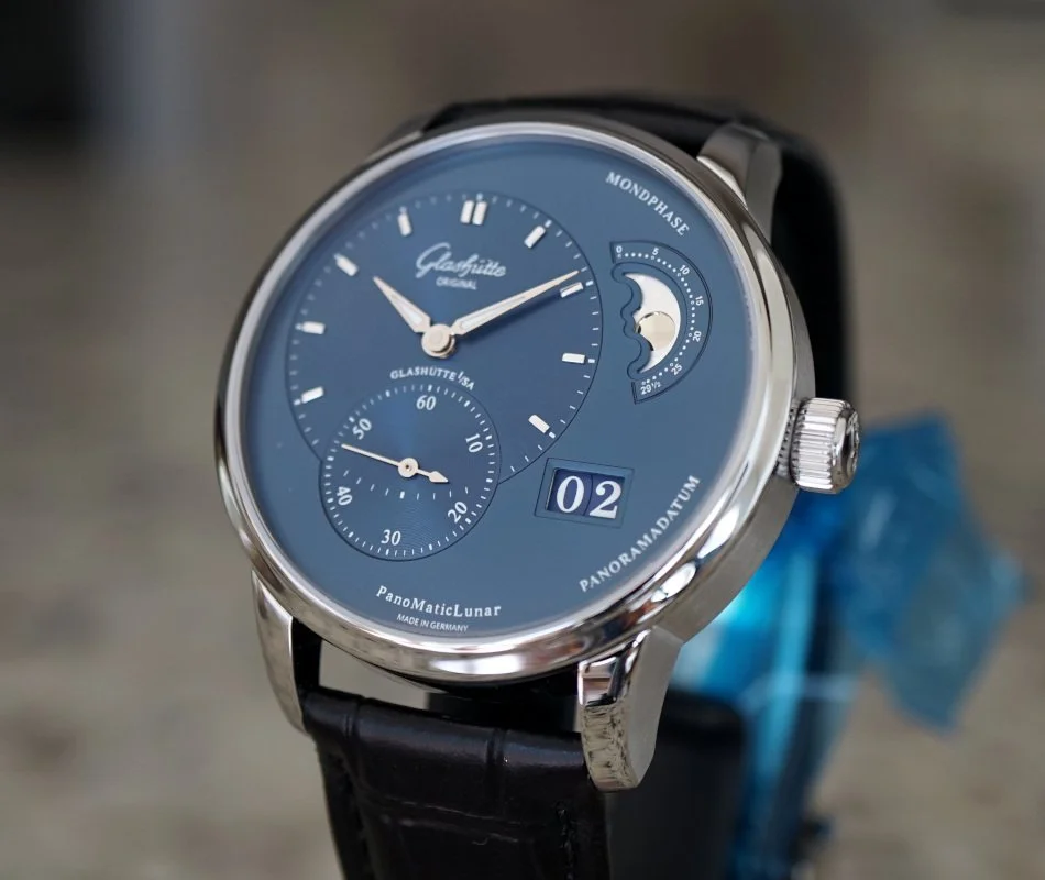 081726GlashPMLblueb.JPG