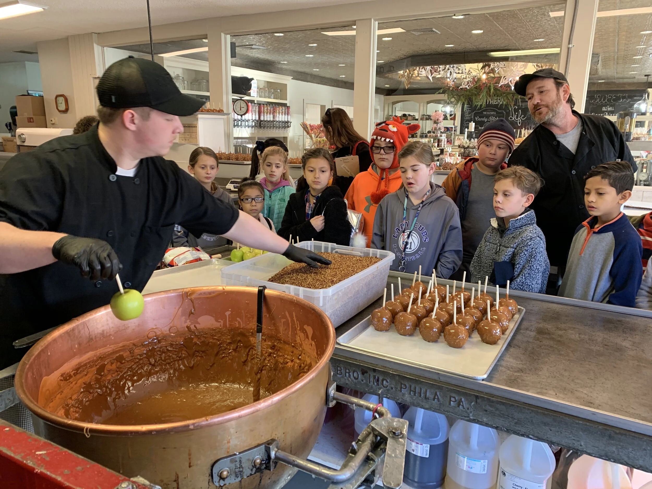 Old Mill Candy Kitchen Wins Award