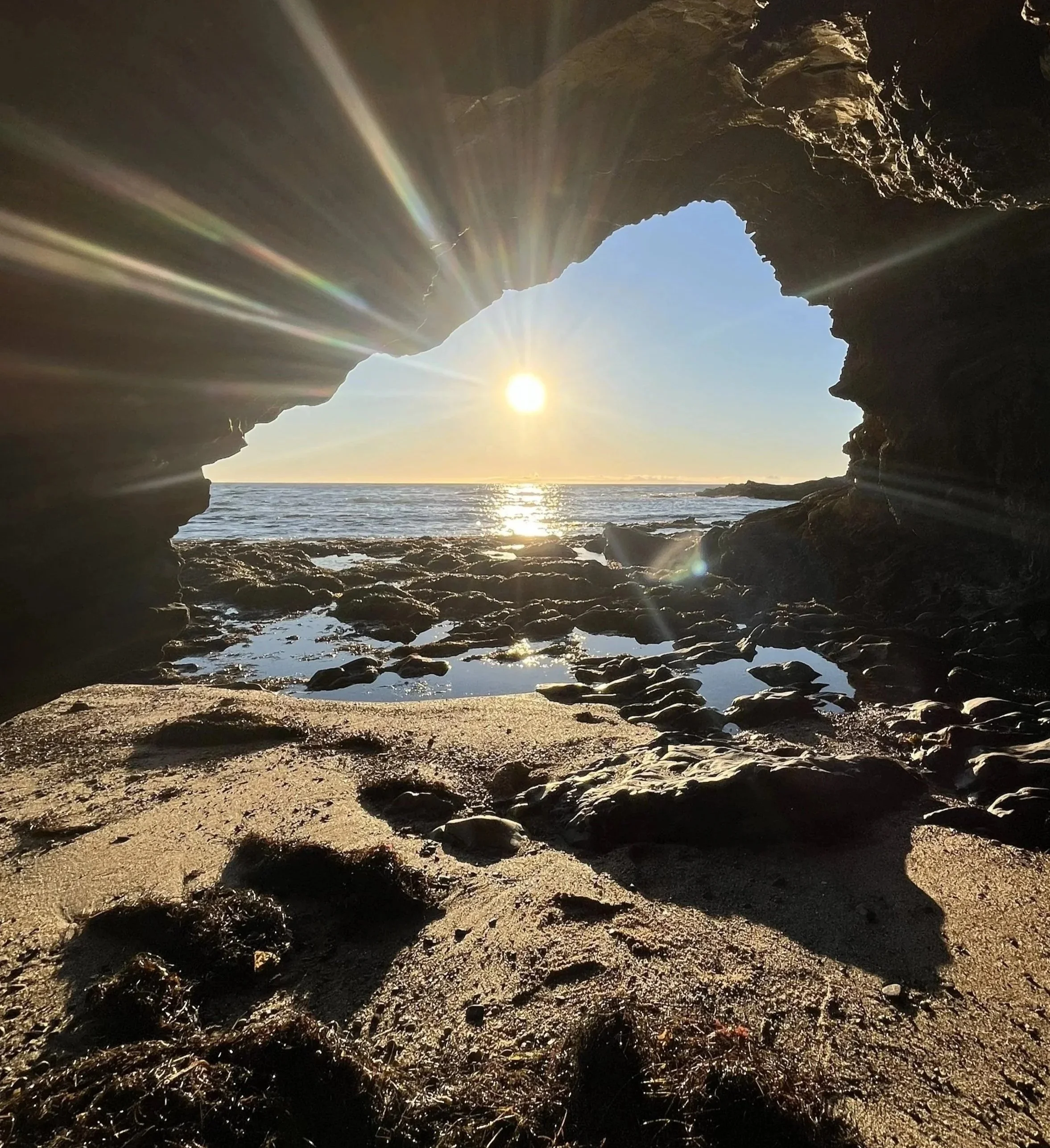 Newport Beach shore cave at Cameo Shores